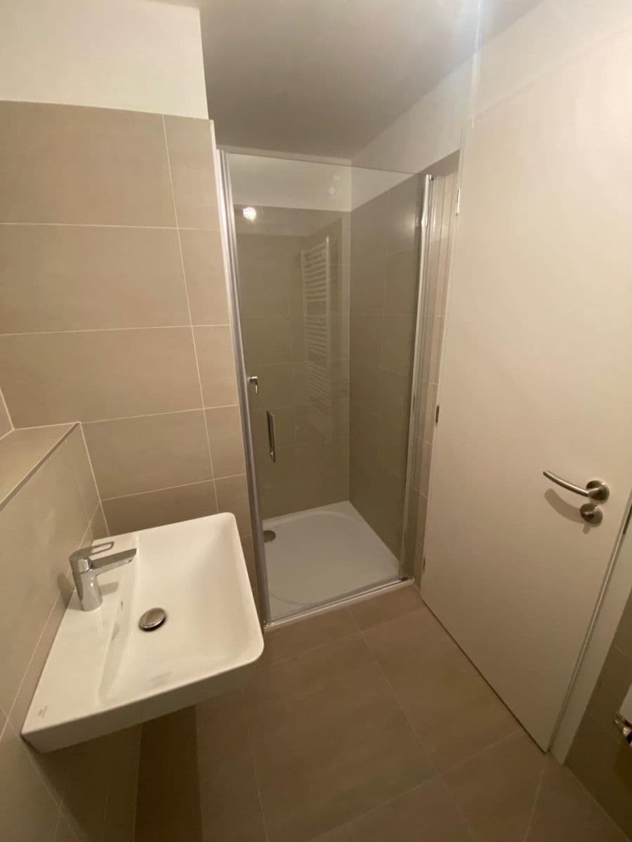 Prenájom bytu 1-izbový 32 m², K Beranovu, Praha, Praha Prenájom bytu 1-izbový 32 m², K Beranovu, Praha, Praha