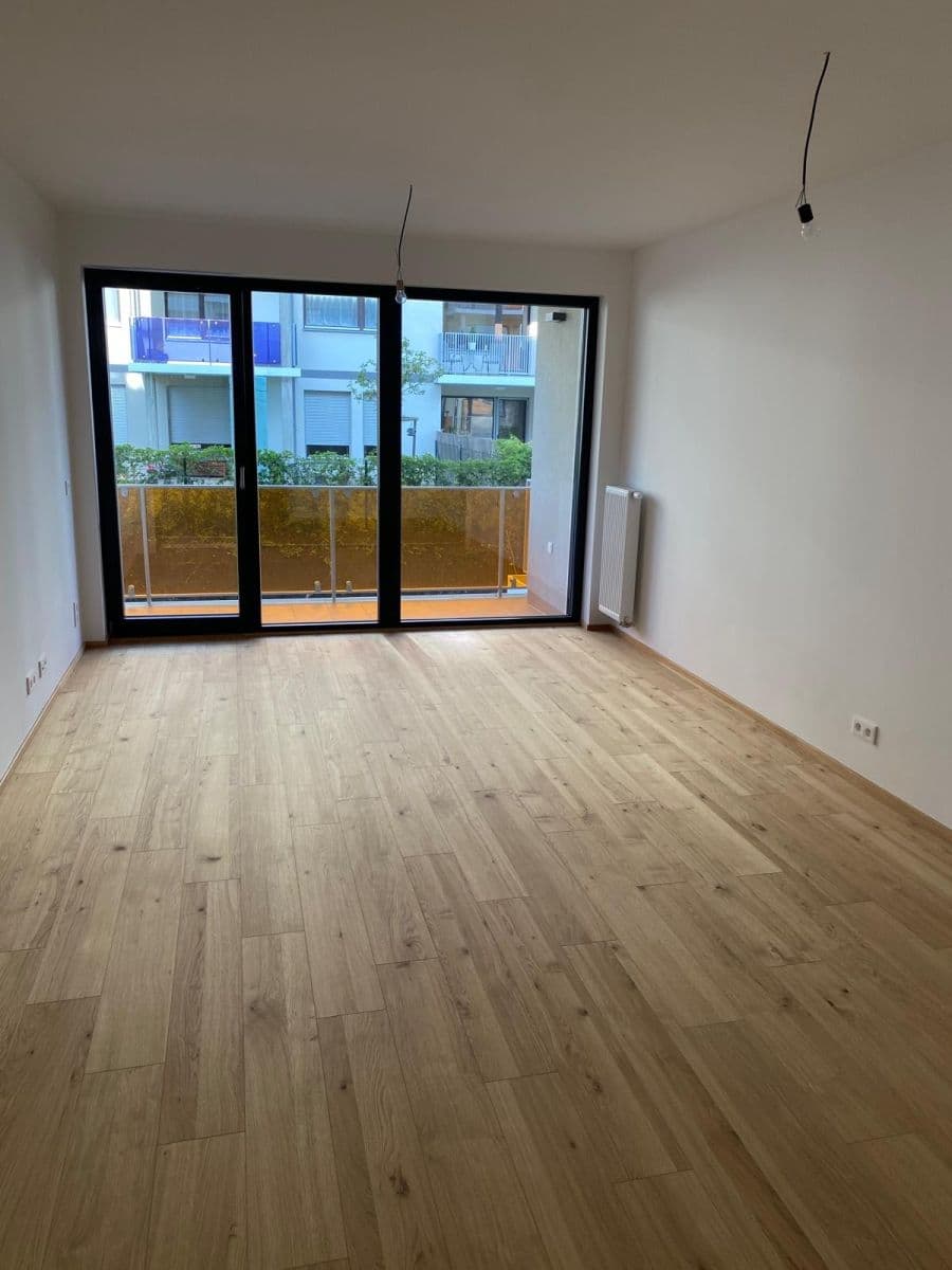 Prenájom bytu 1-izbový 32 m², K Beranovu, Praha, Praha Prenájom bytu 1-izbový 32 m², K Beranovu, Praha, Praha