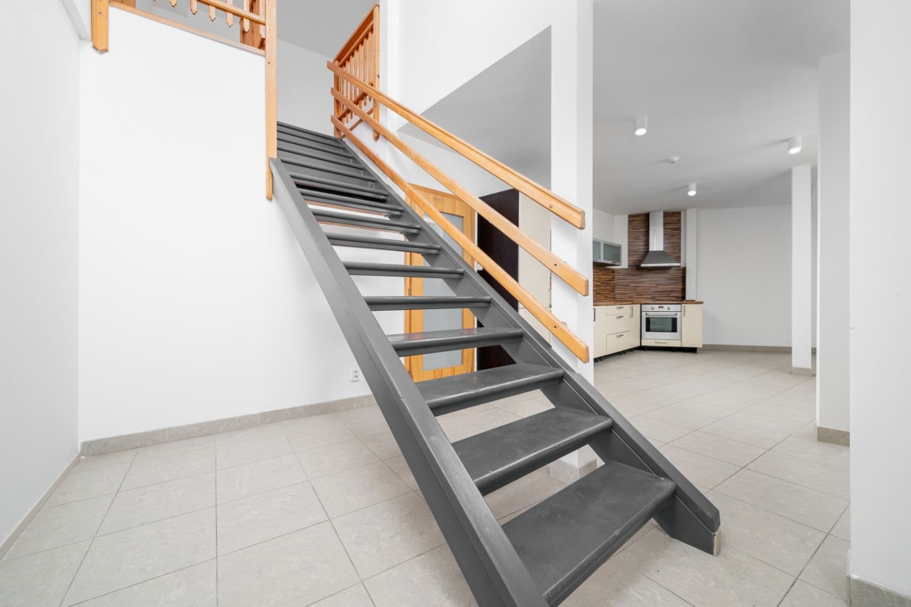 Predaj bytu 4-izbový 109 m², Frýdlantská, Liberec, Liberecký kraj Predaj bytu 4-izbový 109 m², Frýdlantská, Liberec, Liberecký kraj