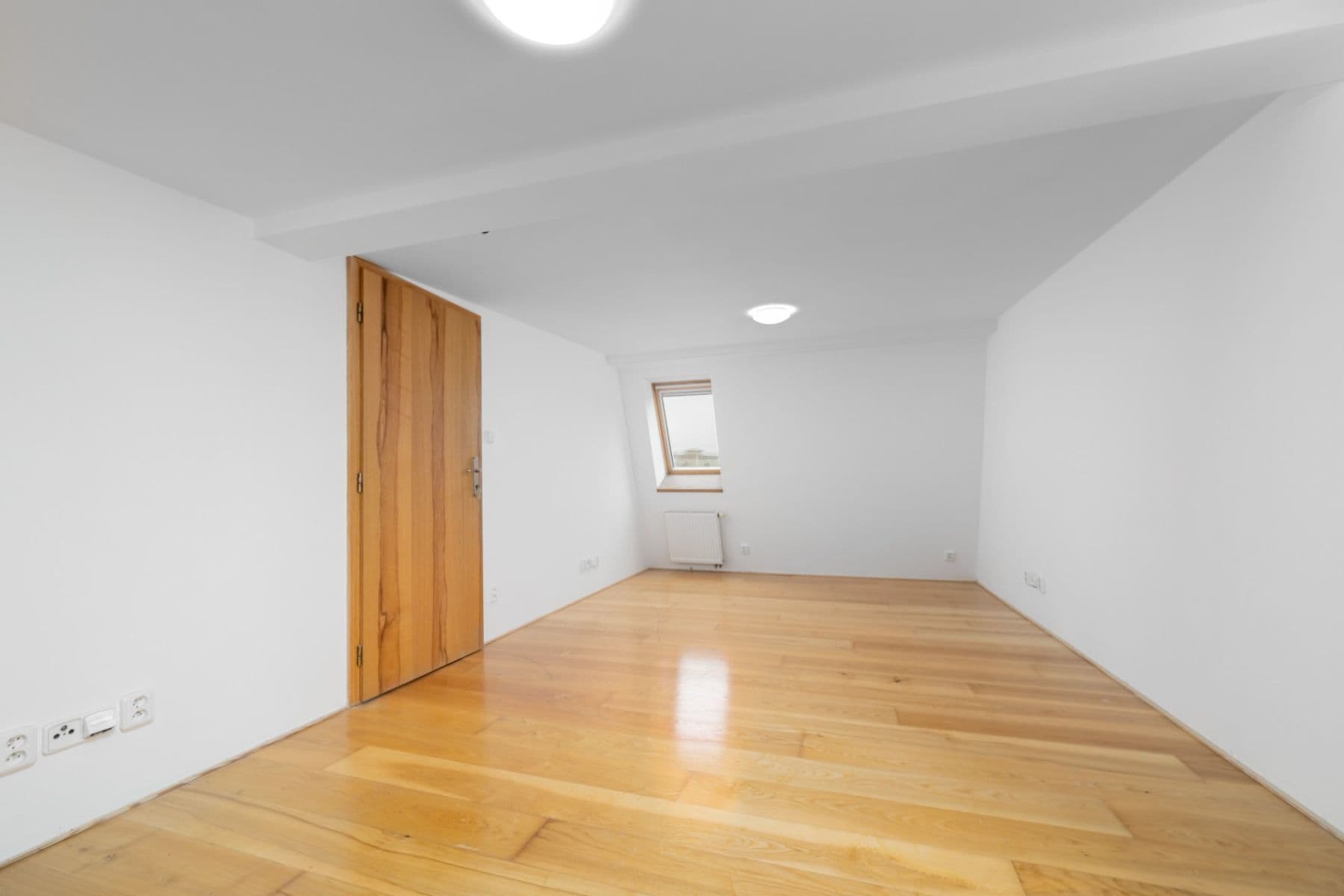 Predaj bytu 4-izbový 109 m², Frýdlantská, Liberec, Liberecký kraj Predaj bytu 4-izbový 109 m², Frýdlantská, Liberec, Liberecký kraj