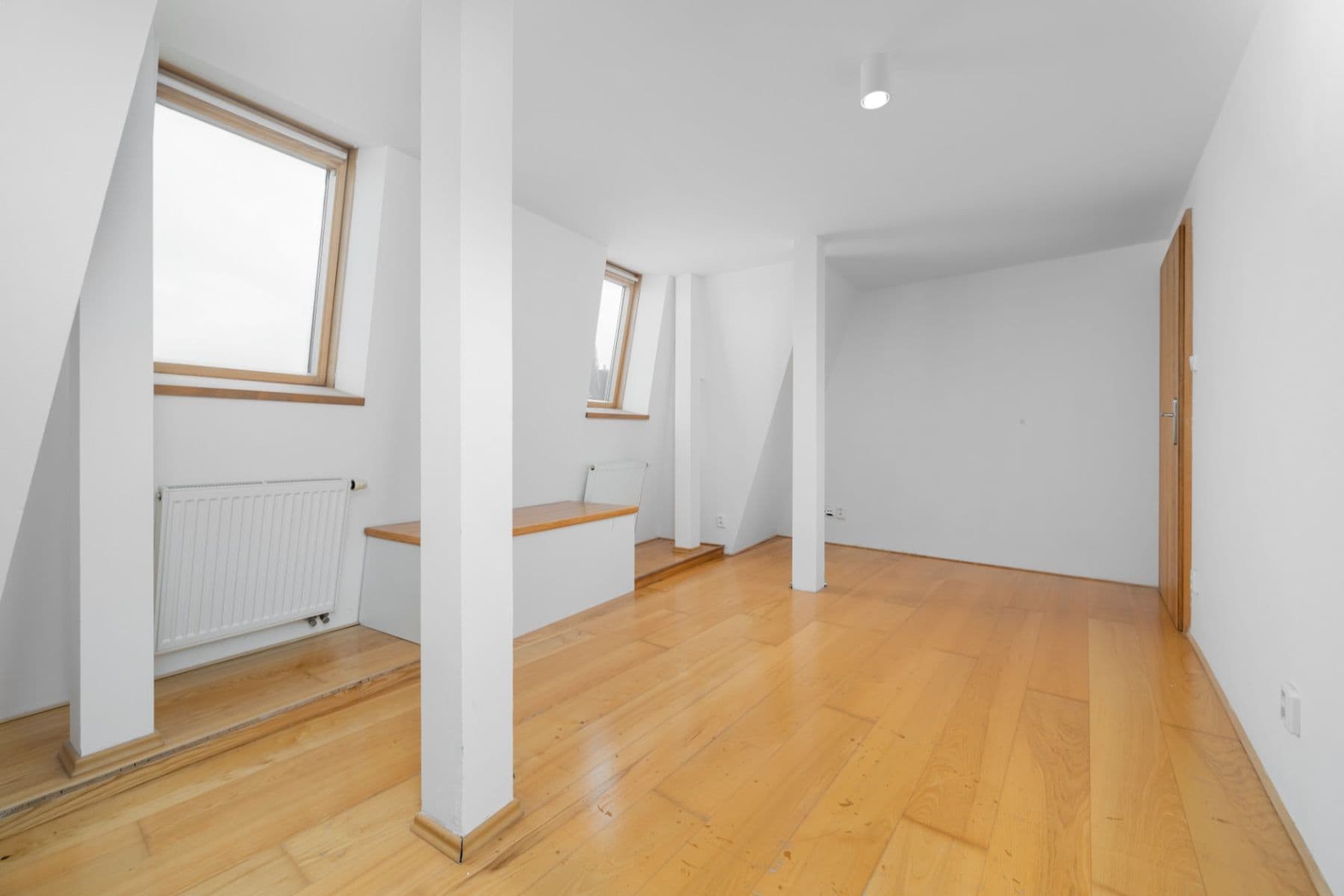 Predaj bytu 4-izbový 109 m², Frýdlantská, Liberec, Liberecký kraj Predaj bytu 4-izbový 109 m², Frýdlantská, Liberec, Liberecký kraj