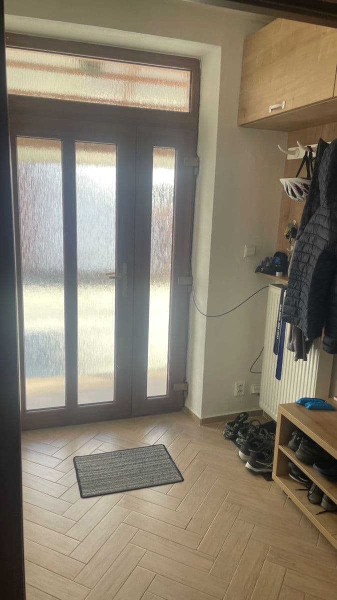 Prenájom bytu 2-izbový 61 m², Karlovarská, Plzeň, Plzeňský kraj Prenájom bytu 2-izbový 61 m², Karlovarská, Plzeň, Plzeňský kraj