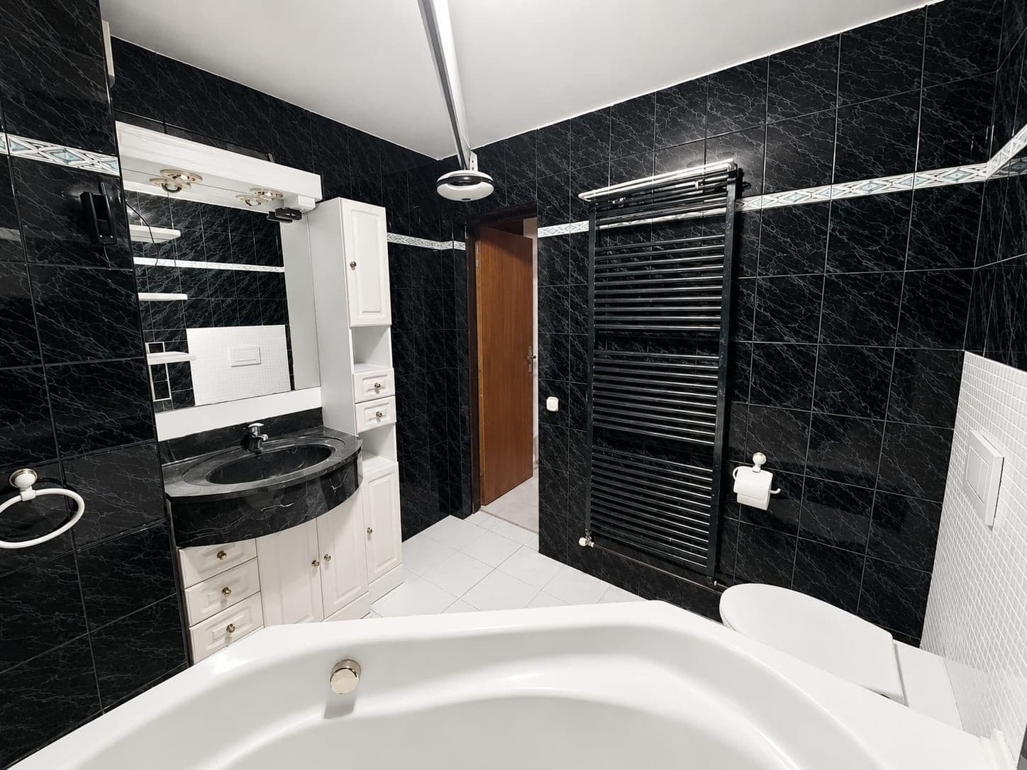 Predaj domu 345 m², pozemek 630 m², Hrnčířská, Lipník nad Bečvou, Olomoucký kraj Predaj domu 345 m², pozemek 630 m², Hrnčířská, Lipník nad Bečvou, Olomoucký kraj