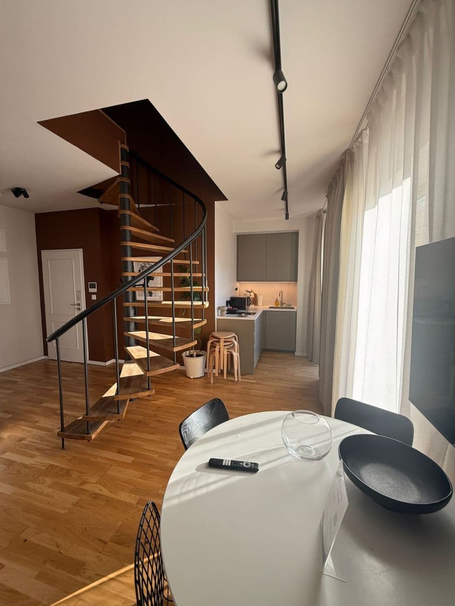 Predaj bytu 2-izbový 83 m², Soukenická, Praha, Praha Predaj bytu 2-izbový 83 m², Soukenická, Praha, Praha