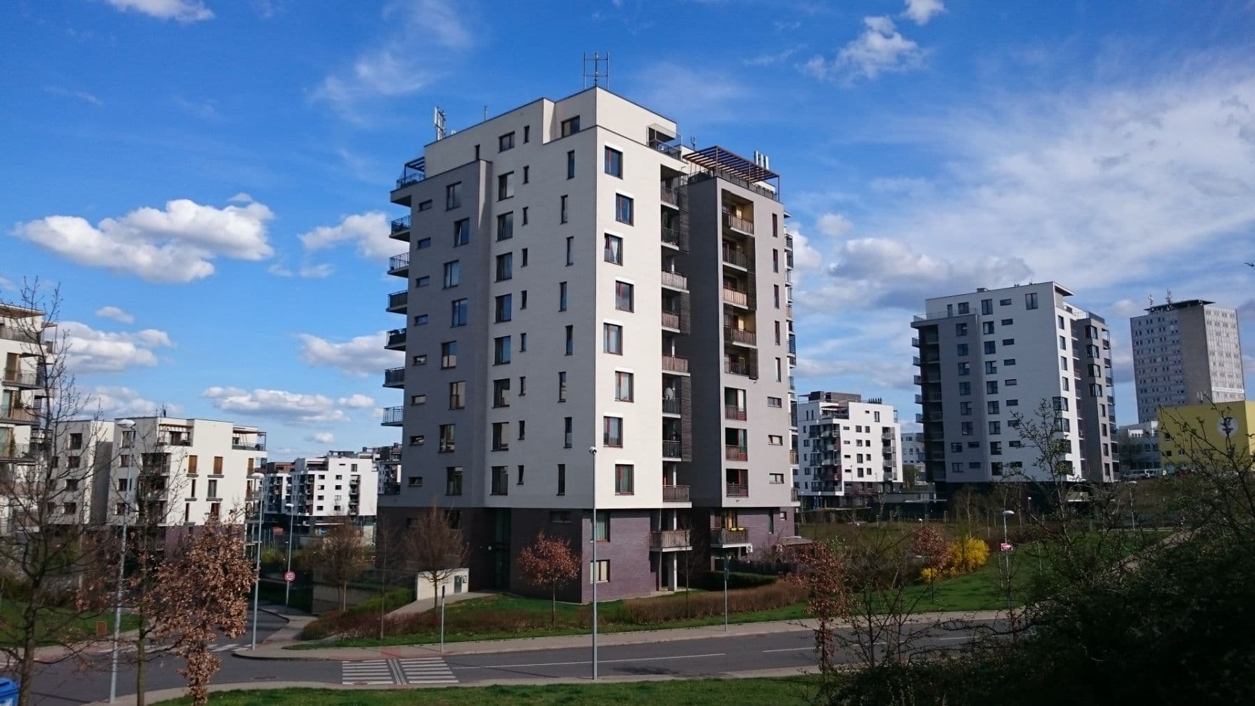 Prenájom bytu 3-izbový 86 m², Nad Smetankou, Praha, Praha Prenájom bytu 3-izbový 86 m², Nad Smetankou, Praha, Praha