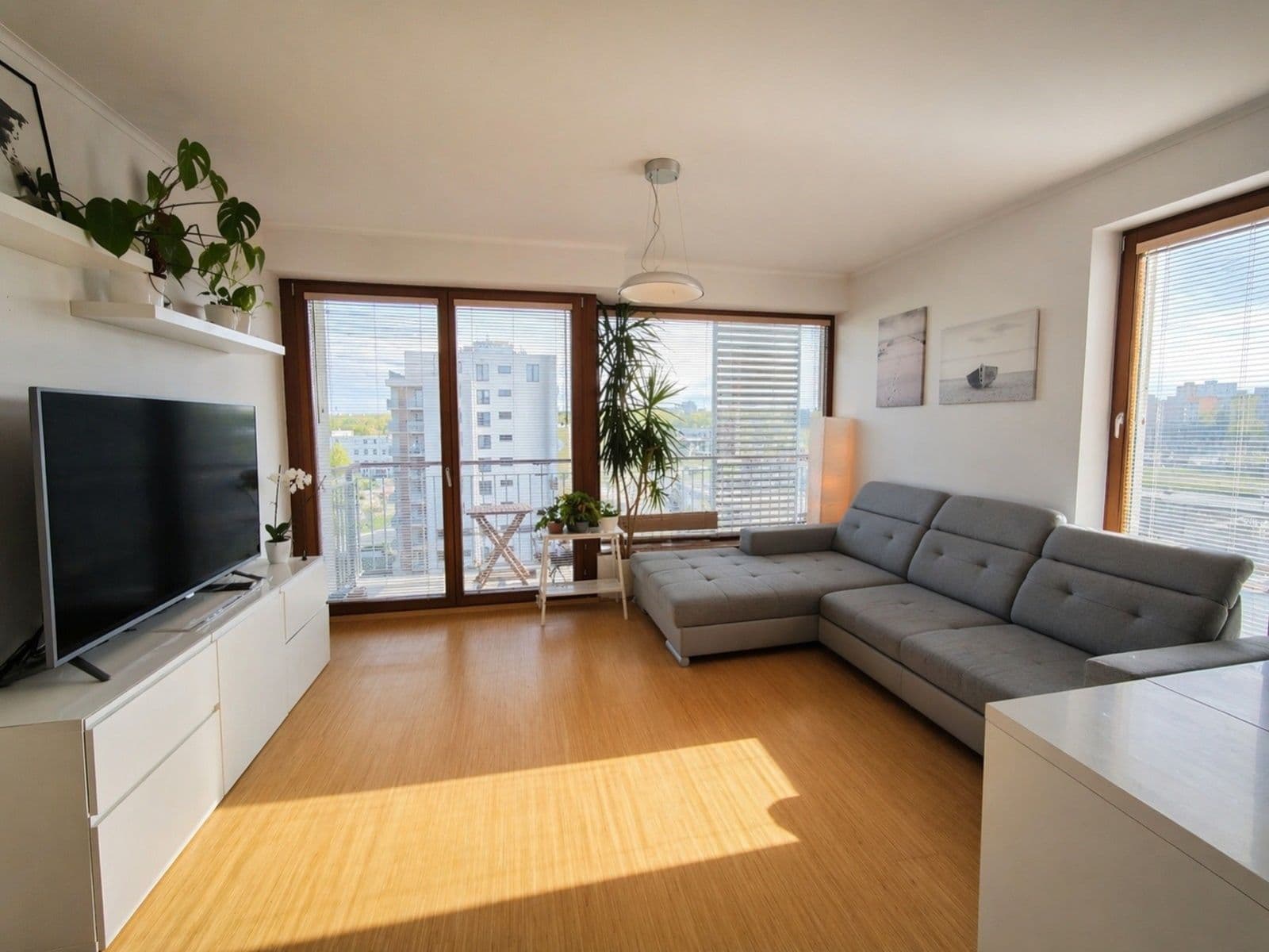 Prenájom bytu 3-izbový 86 m², Nad Smetankou, Praha, Praha Prenájom bytu 3-izbový 86 m², Nad Smetankou, Praha, Praha