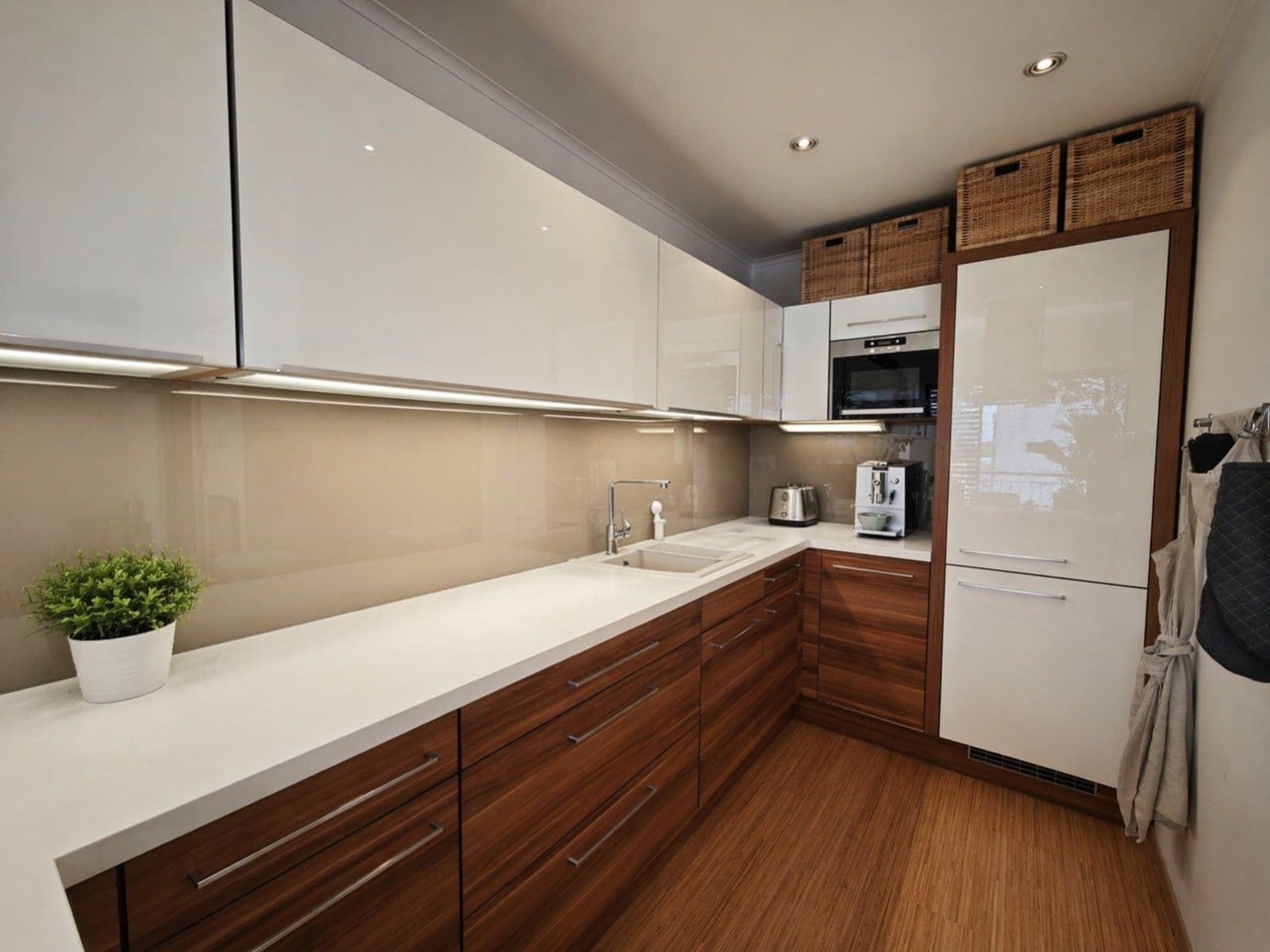Prenájom bytu 3-izbový 86 m², Nad Smetankou, Praha, Praha Prenájom bytu 3-izbový 86 m², Nad Smetankou, Praha, Praha