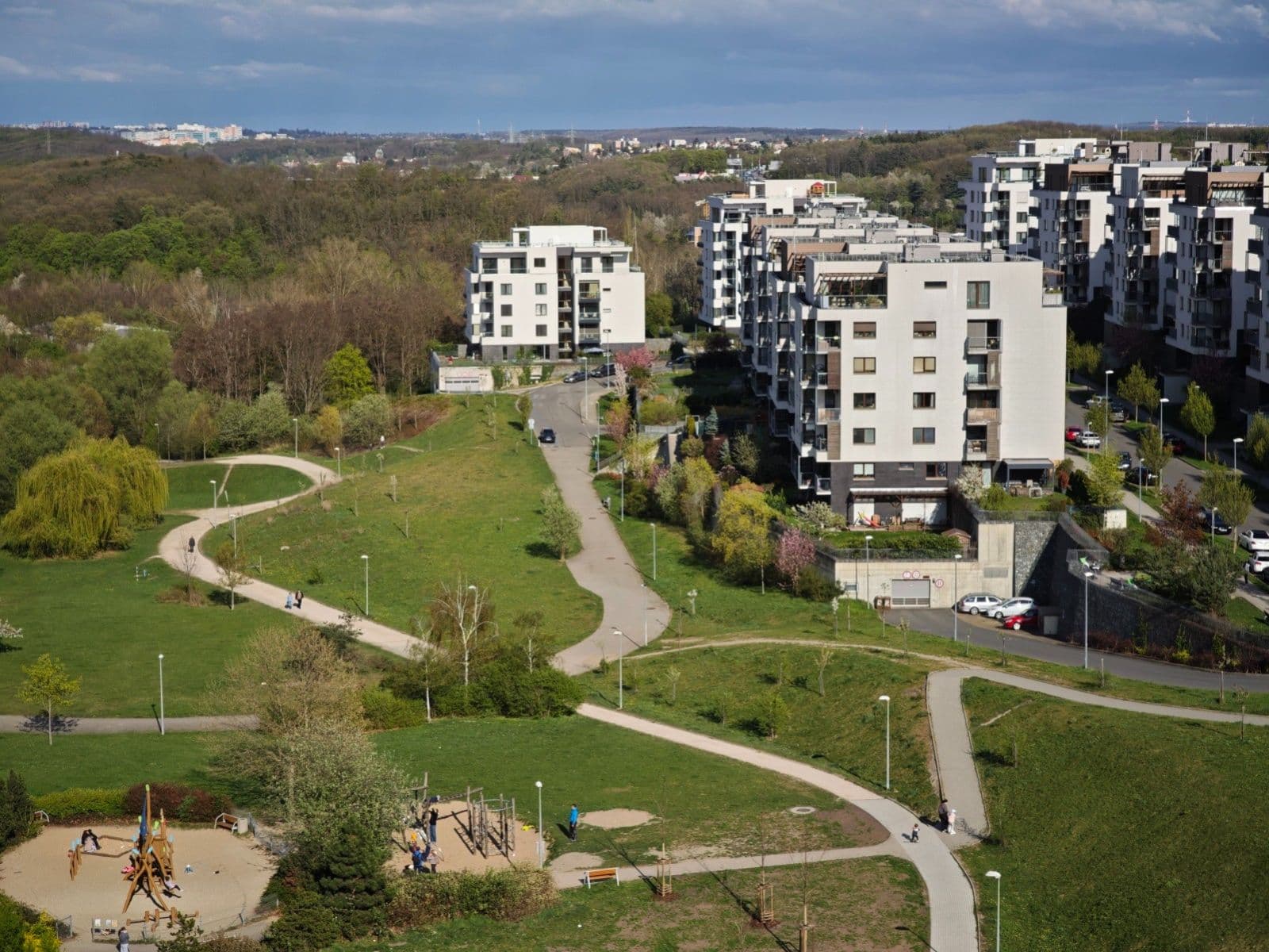 Prenájom bytu 3-izbový 86 m², Nad Smetankou, Praha, Praha Prenájom bytu 3-izbový 86 m², Nad Smetankou, Praha, Praha