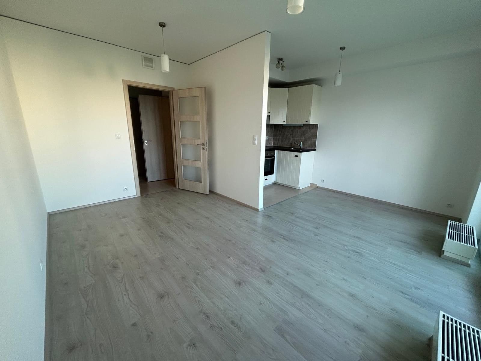 Prenájom bytu 2-izbový 42 m², Chlebovická, Praha, Praha Prenájom bytu 2-izbový 42 m², Chlebovická, Praha, Praha