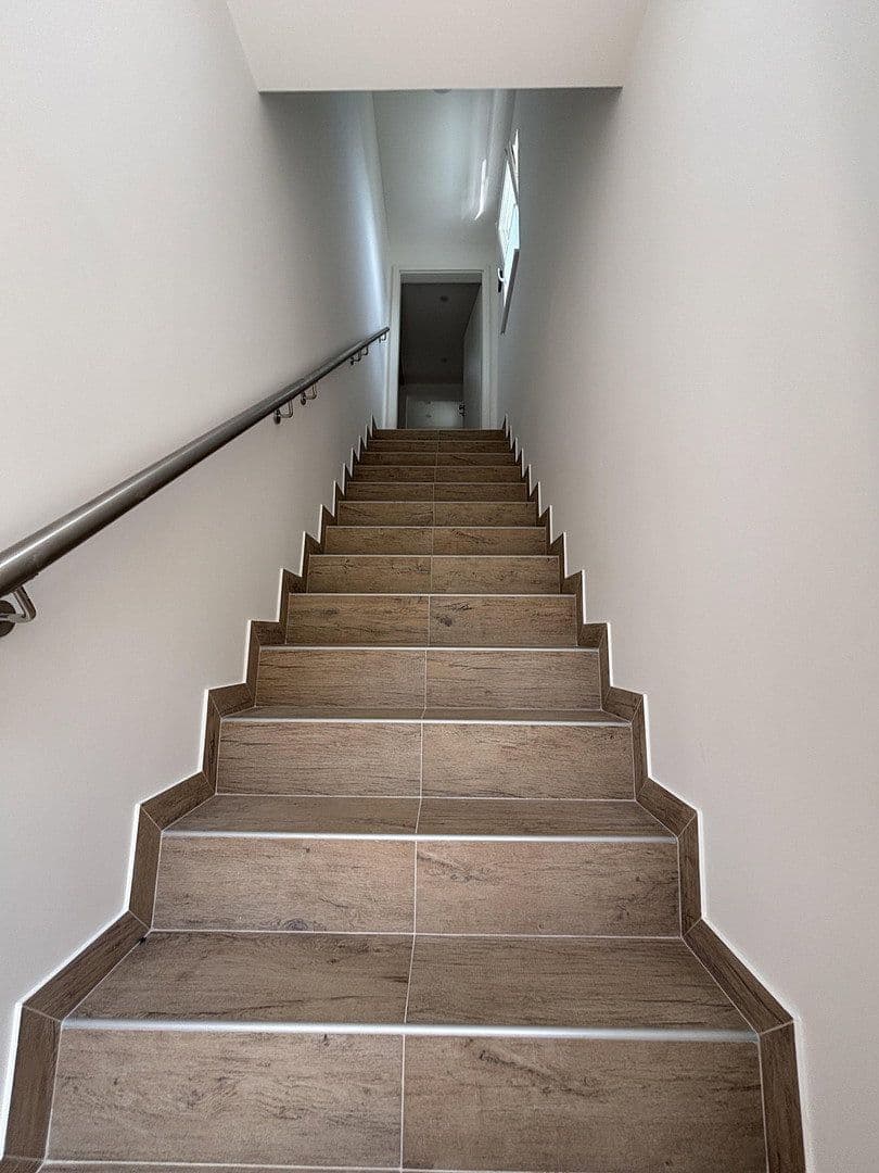 Predaj domu 135 m², pozemek 89 m², Großenbucher Weg 6, Igensdorf, Bavorsko Predaj domu 135 m², pozemek 89 m², Großenbucher Weg 6, Igensdorf, Bavorsko