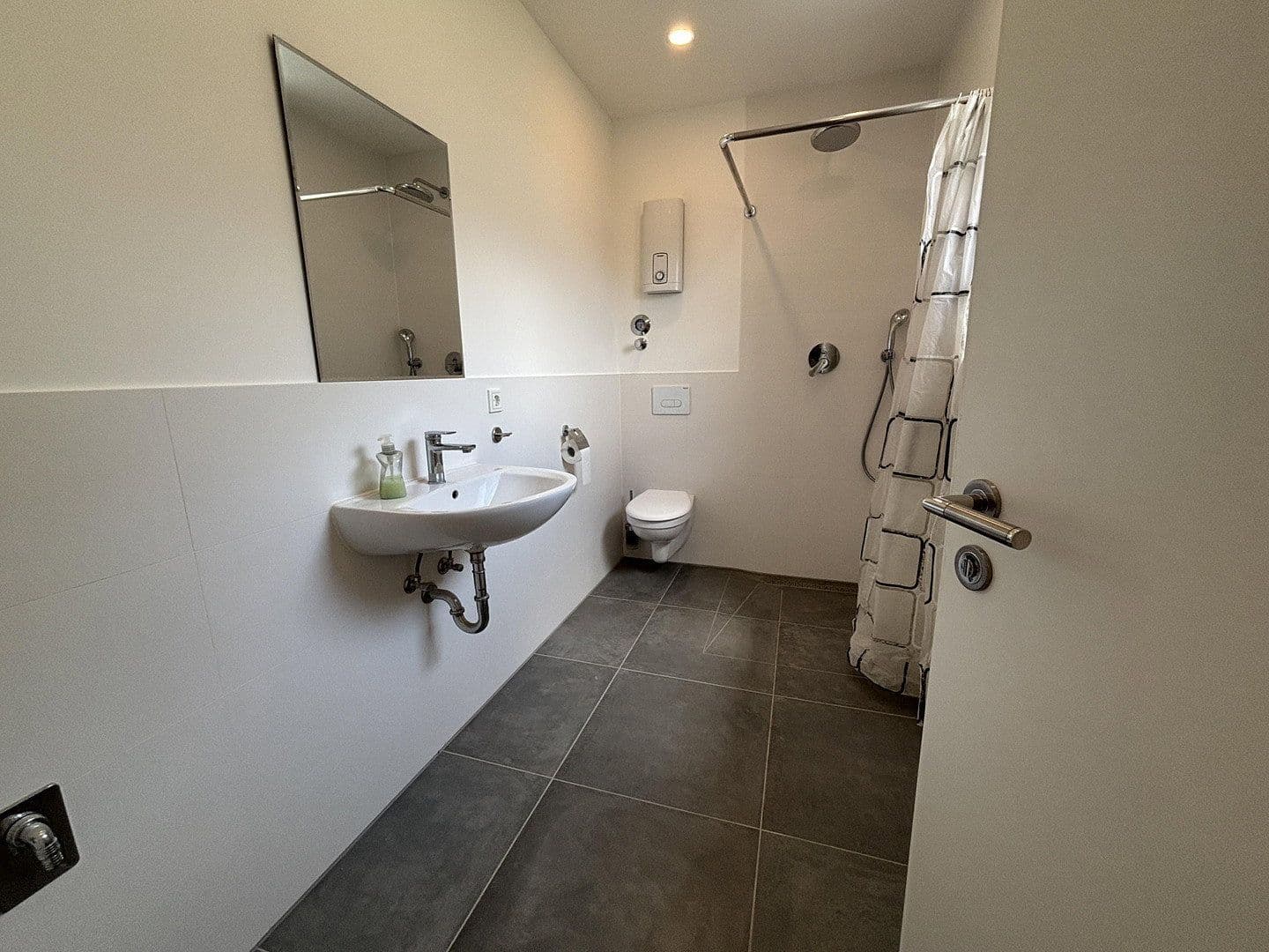 Predaj domu 135 m², pozemek 89 m², Großenbucher Weg 6, Igensdorf, Bavorsko Predaj domu 135 m², pozemek 89 m², Großenbucher Weg 6, Igensdorf, Bavorsko