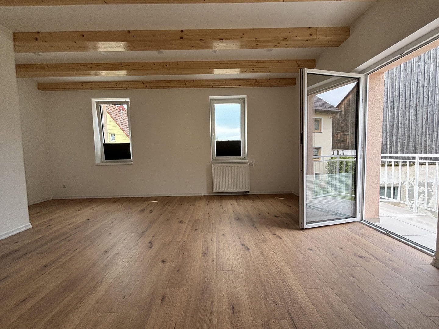Predaj domu 135 m², pozemek 89 m², Großenbucher Weg 6, Igensdorf, Bavorsko Predaj domu 135 m², pozemek 89 m², Großenbucher Weg 6, Igensdorf, Bavorsko