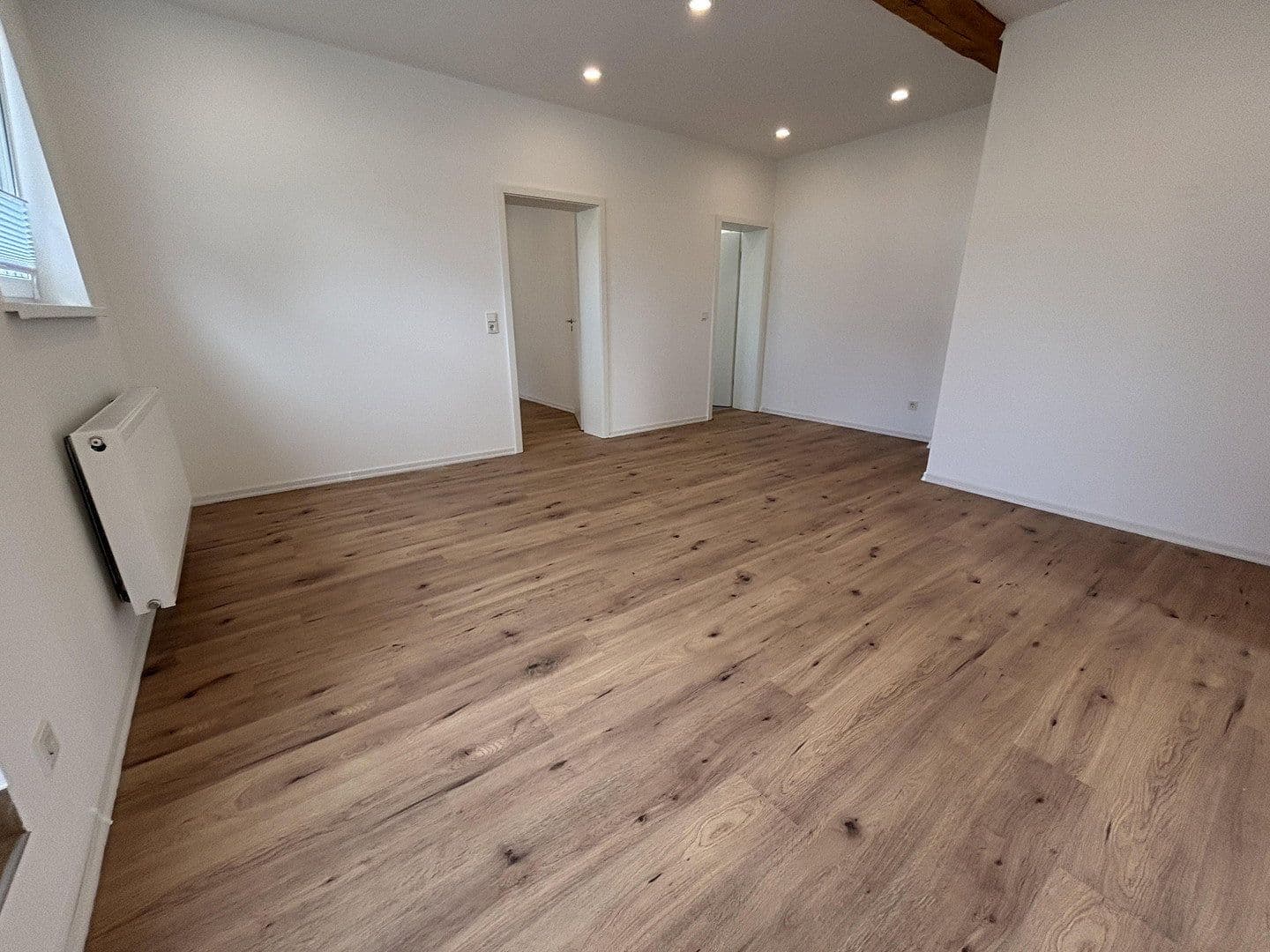 Predaj domu 135 m², pozemek 89 m², Großenbucher Weg 6, Igensdorf, Bavorsko Predaj domu 135 m², pozemek 89 m², Großenbucher Weg 6, Igensdorf, Bavorsko