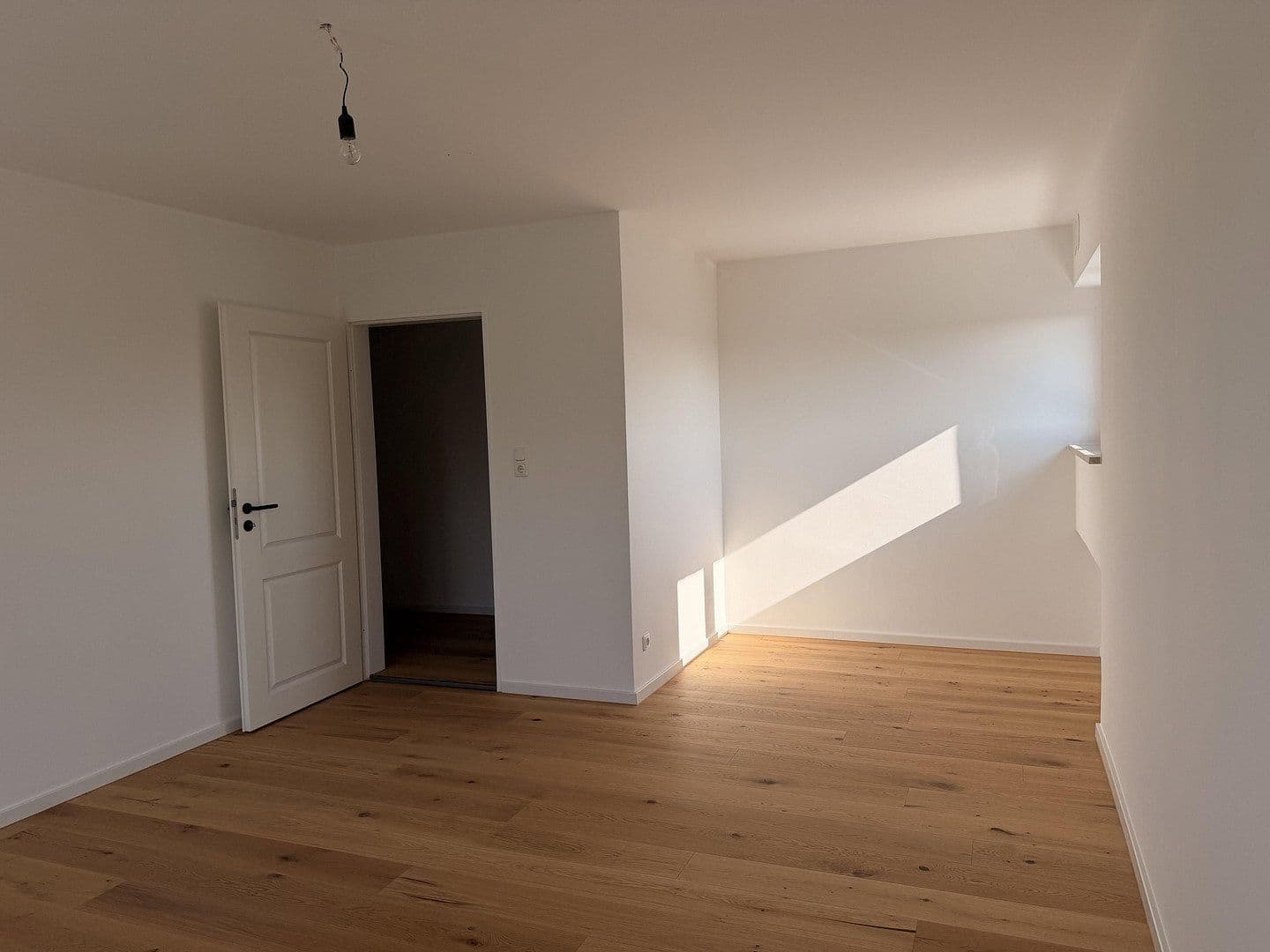 Prenájom bytu 1-izbový 38 m², Max Planck Str. 13, Neufahr bei Freising, Bavorsko Prenájom bytu 1-izbový 38 m², Max Planck Str. 13, Neufahr bei Freising, Bavorsko