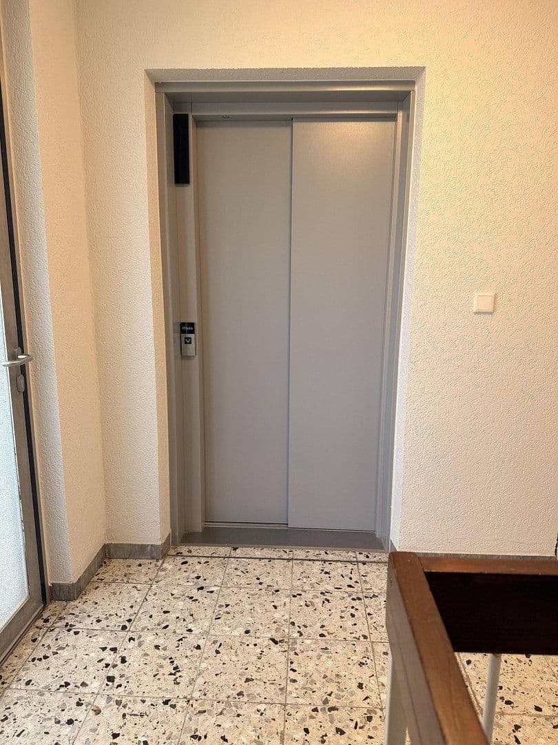 Prenájom bytu 1-izbový 38 m², Max Planck Str. 13, Neufahr bei Freising, Bavorsko Prenájom bytu 1-izbový 38 m², Max Planck Str. 13, Neufahr bei Freising, Bavorsko