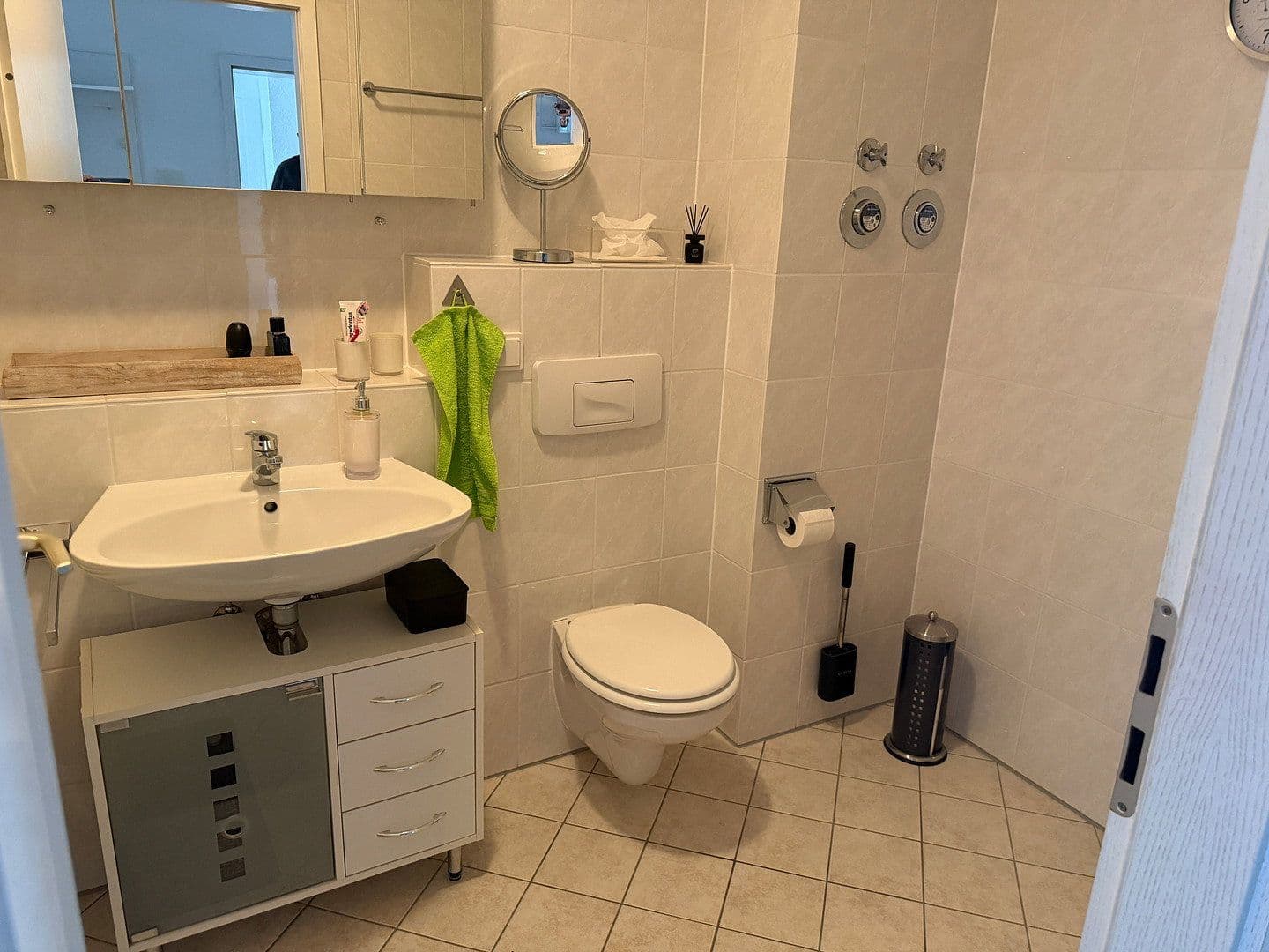 Prenájom bytu 2-izbový 56 m², Leinfelden-Echterdingen, Bádensko-Wurttembersko Prenájom bytu 2-izbový 56 m², Leinfelden-Echterdingen, Bádensko-Wurttembersko