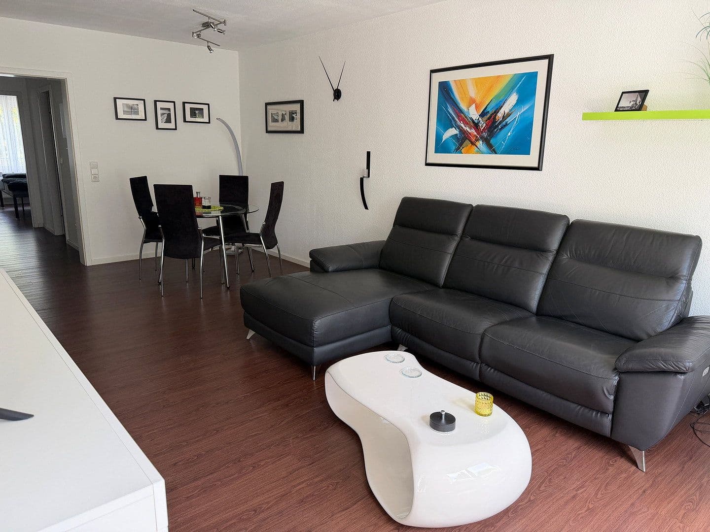Prenájom bytu 2-izbový 56 m², Leinfelden-Echterdingen, Bádensko-Wurttembersko Prenájom bytu 2-izbový 56 m², Leinfelden-Echterdingen, Bádensko-Wurttembersko