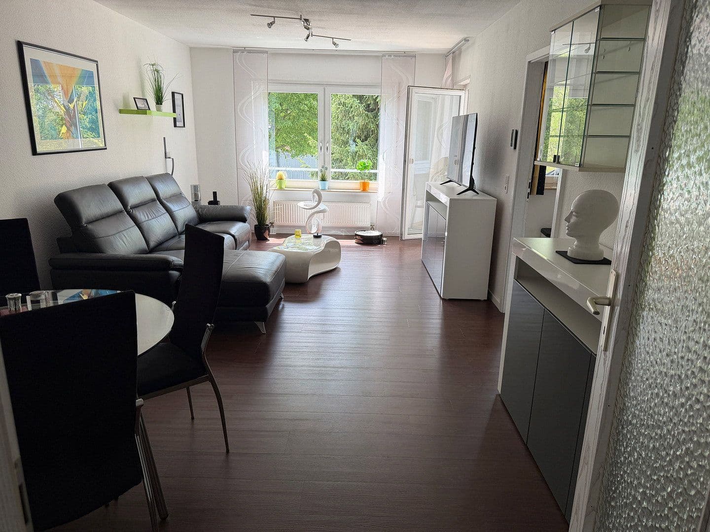 Prenájom bytu 2-izbový 56 m², Leinfelden-Echterdingen, Bádensko-Wurttembersko Prenájom bytu 2-izbový 56 m², Leinfelden-Echterdingen, Bádensko-Wurttembersko