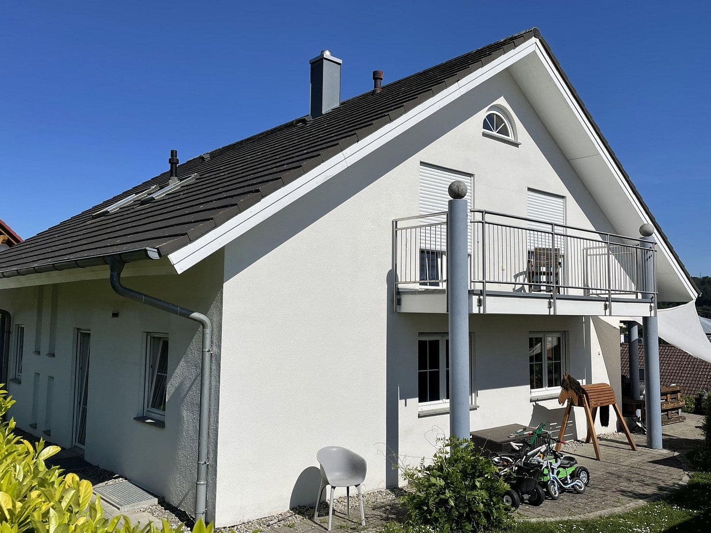 Predaj domu 225 m², pozemek 675 m², Stockach, Bádensko-Wurttembersko Predaj domu 225 m², pozemek 675 m², Stockach, Bádensko-Wurttembersko