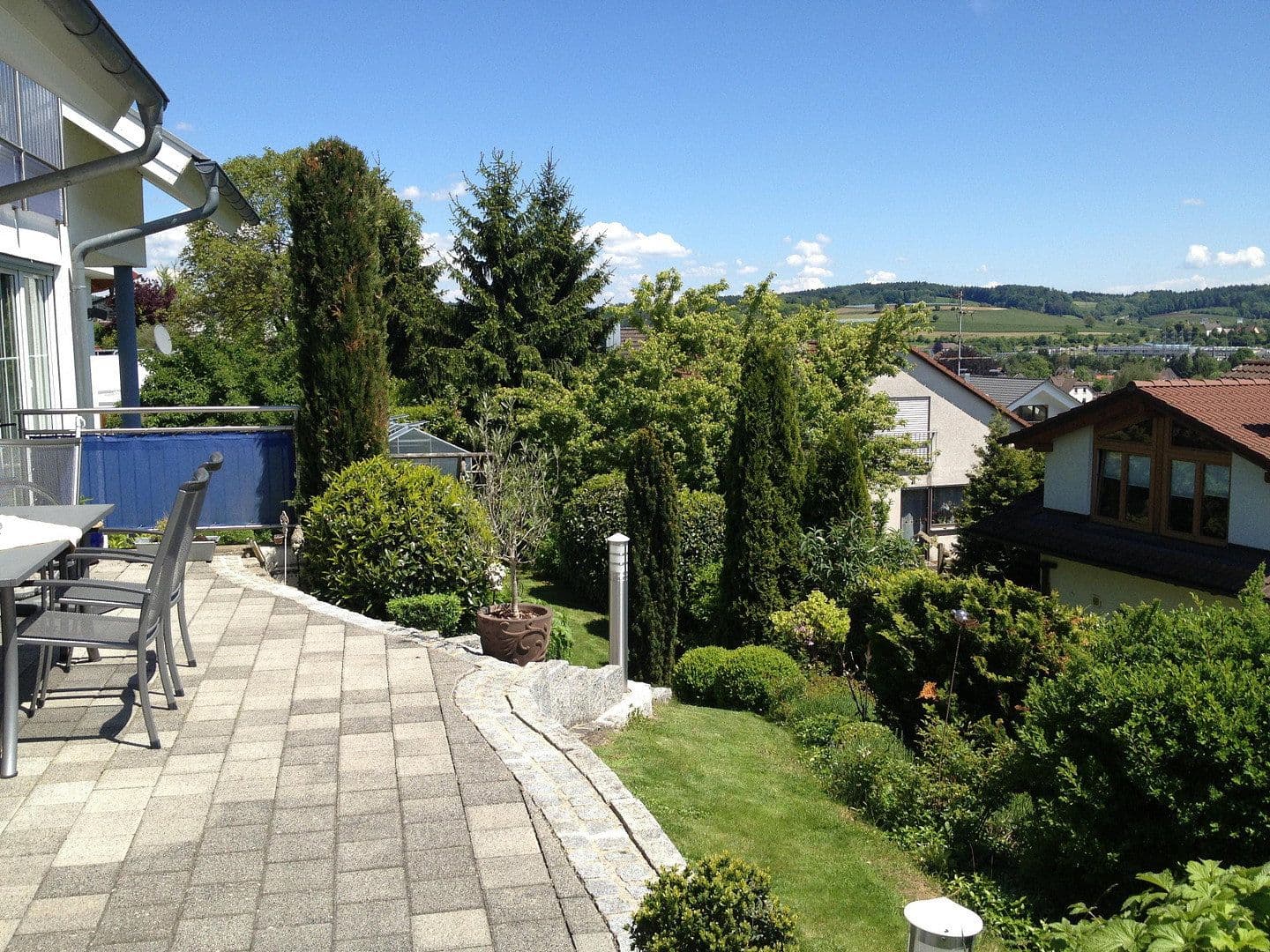 Predaj domu 225 m², pozemek 675 m², Stockach, Bádensko-Wurttembersko Predaj domu 225 m², pozemek 675 m², Stockach, Bádensko-Wurttembersko