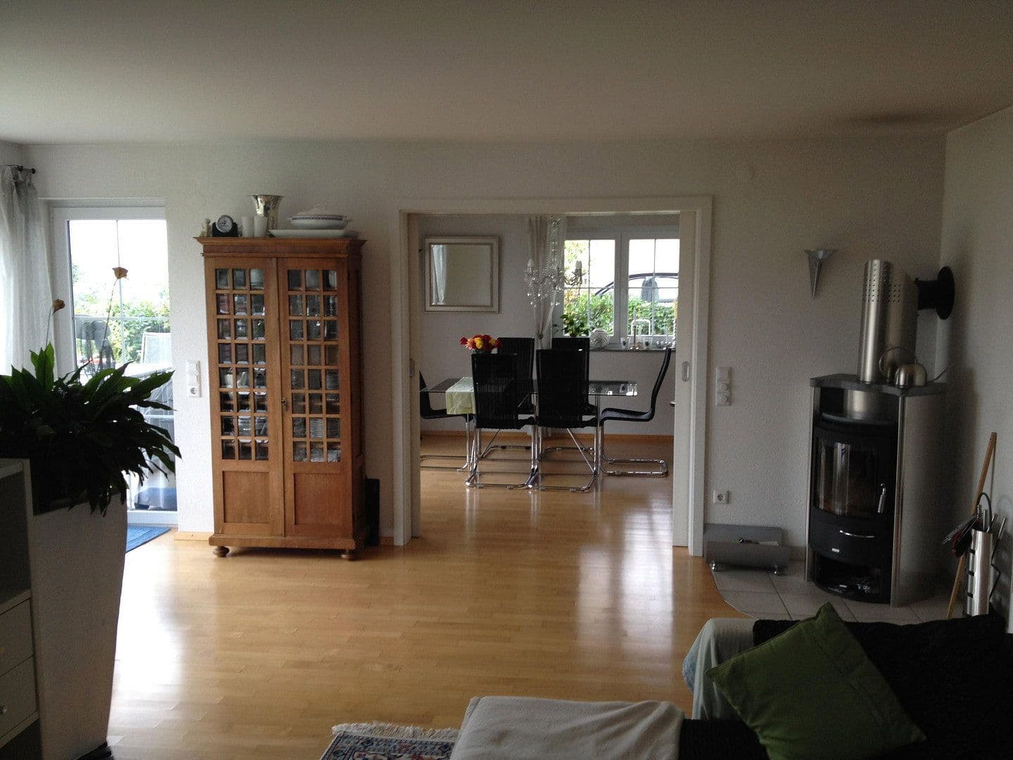 Predaj domu 225 m², pozemek 675 m², Stockach, Bádensko-Wurttembersko Predaj domu 225 m², pozemek 675 m², Stockach, Bádensko-Wurttembersko