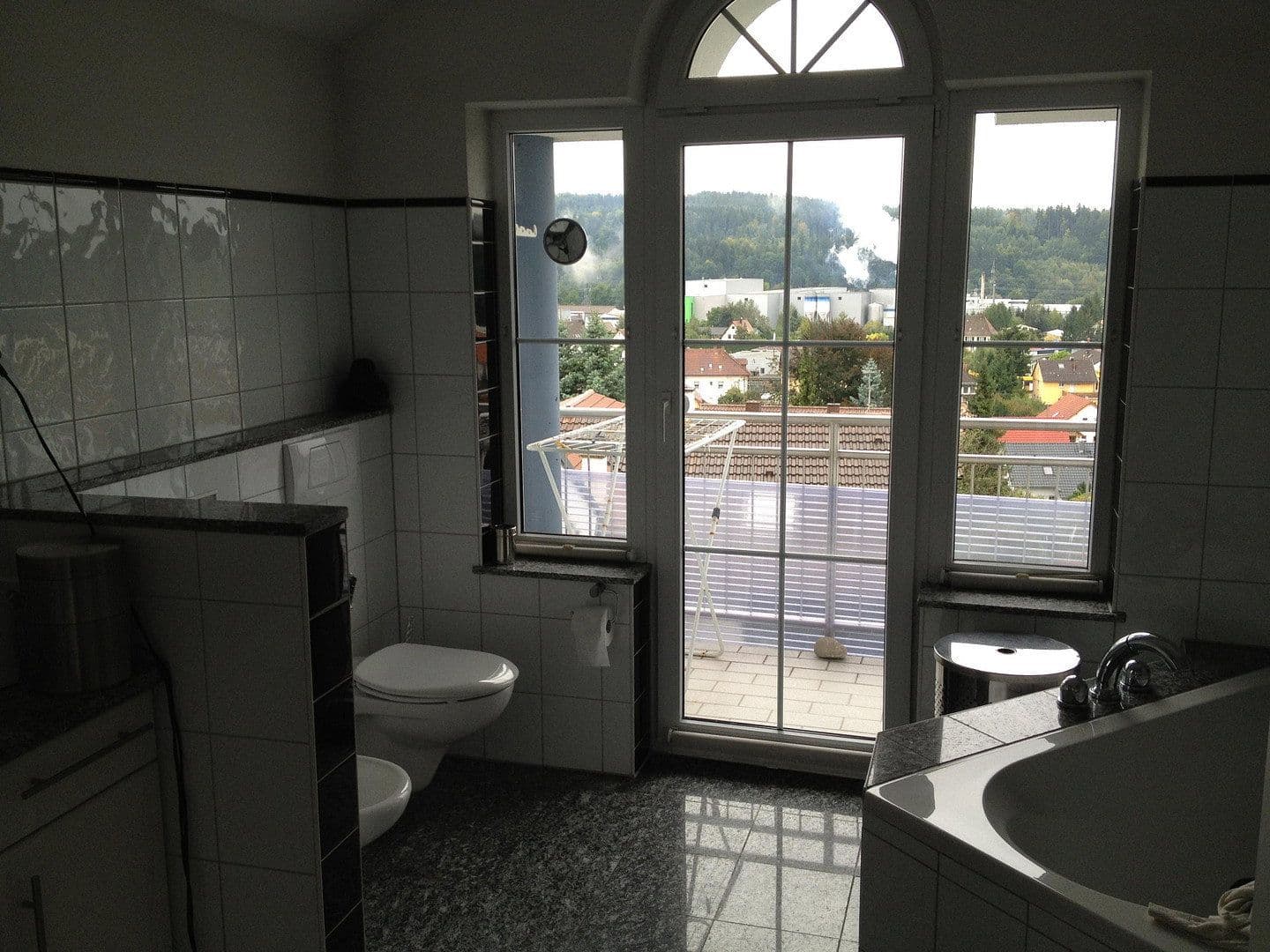 Predaj domu 225 m², pozemek 675 m², Stockach, Bádensko-Wurttembersko Predaj domu 225 m², pozemek 675 m², Stockach, Bádensko-Wurttembersko