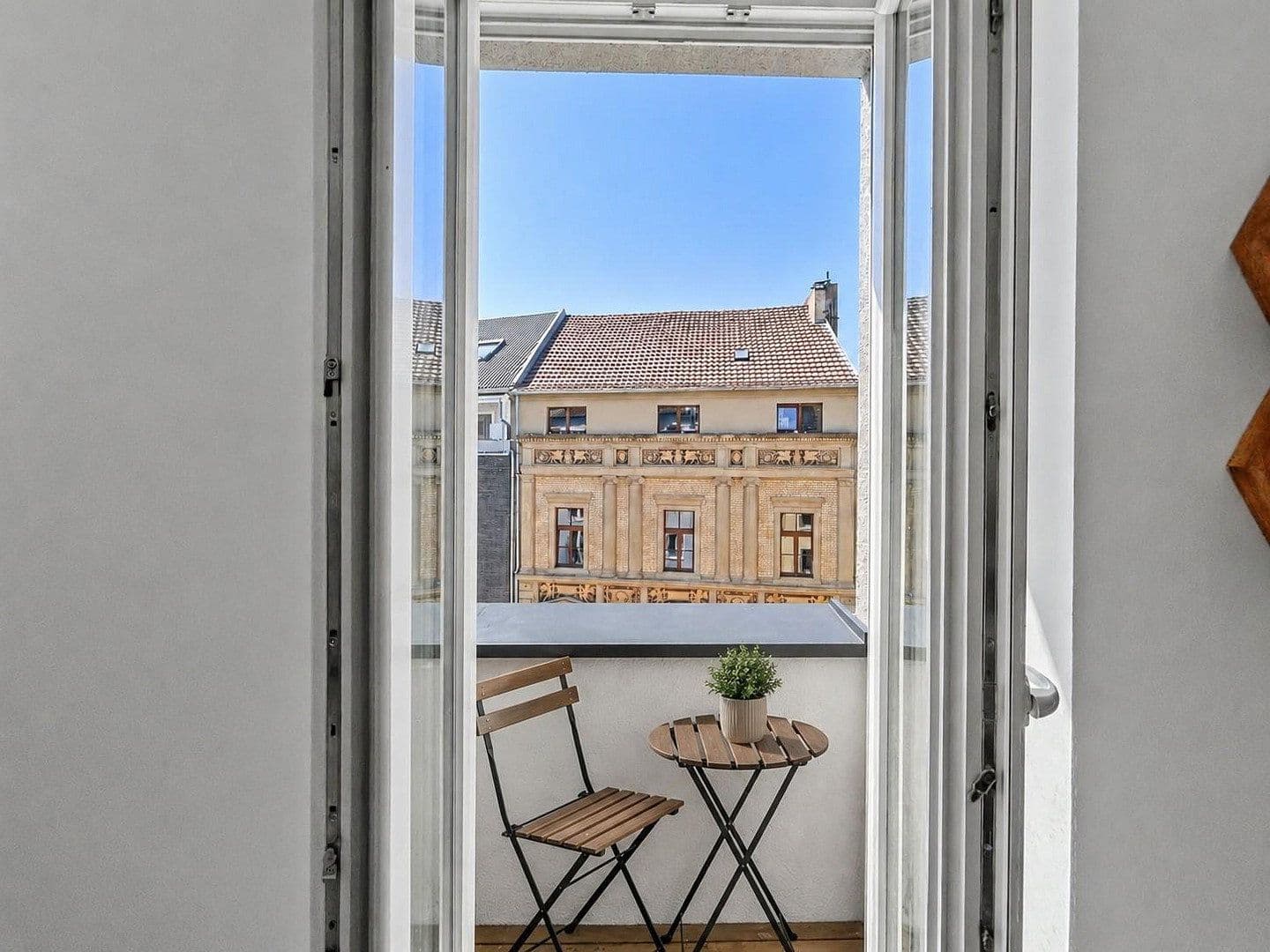 Prenájom bytu 2-izbový 40 m², Köln, Severné Porýnie - Westfálsko Prenájom bytu 2-izbový 40 m², Köln, Severné Porýnie - Westfálsko