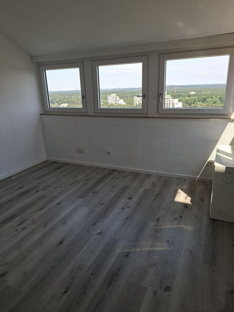 Prenájom bytu 4-izbový 108 m², Am Europakanal 38, Erlangen, Bavorsko Prenájom bytu 4-izbový 108 m², Am Europakanal 38, Erlangen, Bavorsko