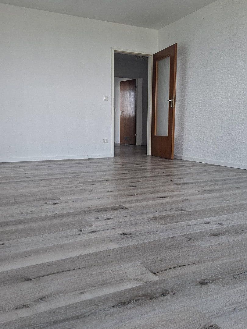 Prenájom bytu 4-izbový 108 m², Am Europakanal 38, Erlangen, Bavorsko Prenájom bytu 4-izbový 108 m², Am Europakanal 38, Erlangen, Bavorsko