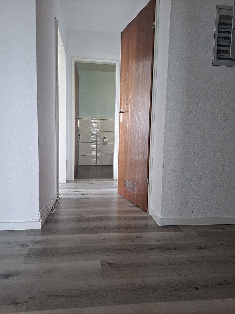 Prenájom bytu 4-izbový 108 m², Am Europakanal 38, Erlangen, Bavorsko Prenájom bytu 4-izbový 108 m², Am Europakanal 38, Erlangen, Bavorsko
