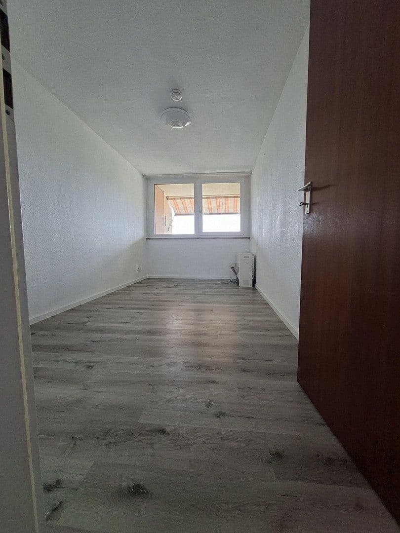 Prenájom bytu 4-izbový 108 m², Am Europakanal 38, Erlangen, Bavorsko Prenájom bytu 4-izbový 108 m², Am Europakanal 38, Erlangen, Bavorsko
