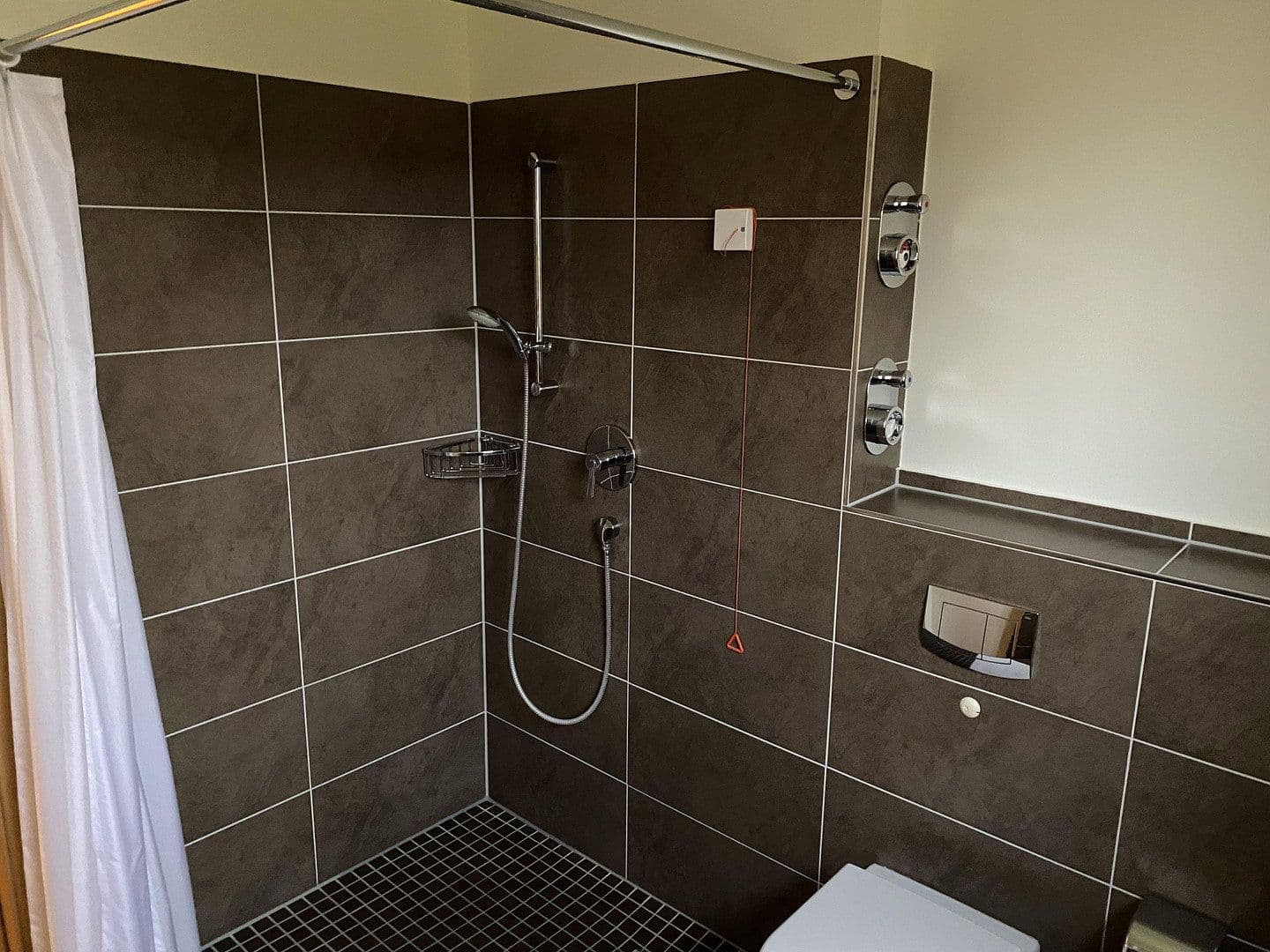 Prenájom bytu 2-izbový 70 m², Schillerstraße 18, Haßloch, Porýnie-Falcko Prenájom bytu 2-izbový 70 m², Schillerstraße 18, Haßloch, Porýnie-Falcko