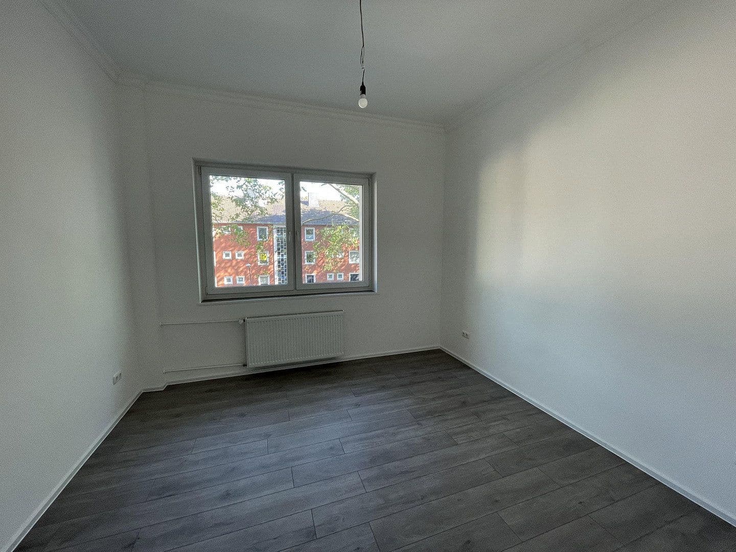 Predaj bytu 2-izbový 58 m², Köln, Severné Porýnie - Westfálsko Predaj bytu 2-izbový 58 m², Köln, Severné Porýnie - Westfálsko