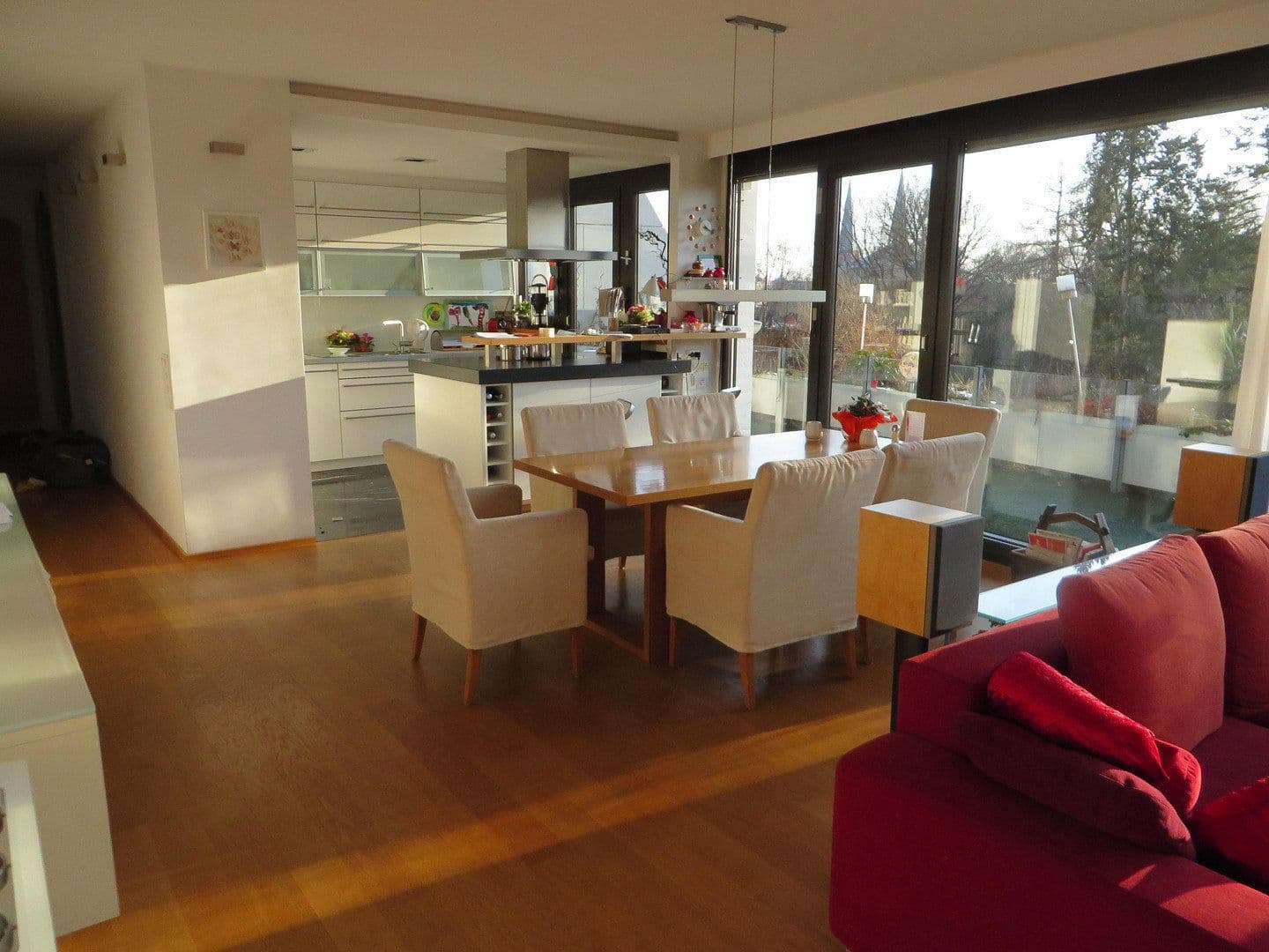 Prenájom bytu 3-izbový 190 m², Virchowstrasse, 9, Nürnberg, Bavorsko Prenájom bytu 3-izbový 190 m², Virchowstrasse, 9, Nürnberg, Bavorsko