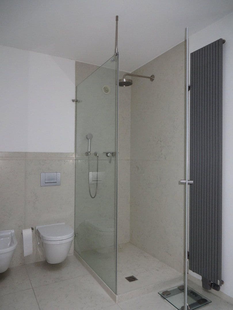 Prenájom bytu 3-izbový 190 m², Virchowstrasse, 9, Nürnberg, Bavorsko Prenájom bytu 3-izbový 190 m², Virchowstrasse, 9, Nürnberg, Bavorsko