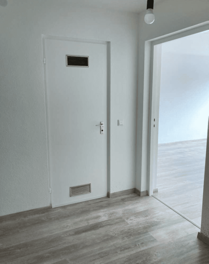 Prenájom bytu 2-izbový 50 m², Rheinfeldstraße 32, Ludwigshafen am Rhein, Porýnie-Falcko Prenájom bytu 2-izbový 50 m², Rheinfeldstraße 32, Ludwigshafen am Rhein, Porýnie-Falcko