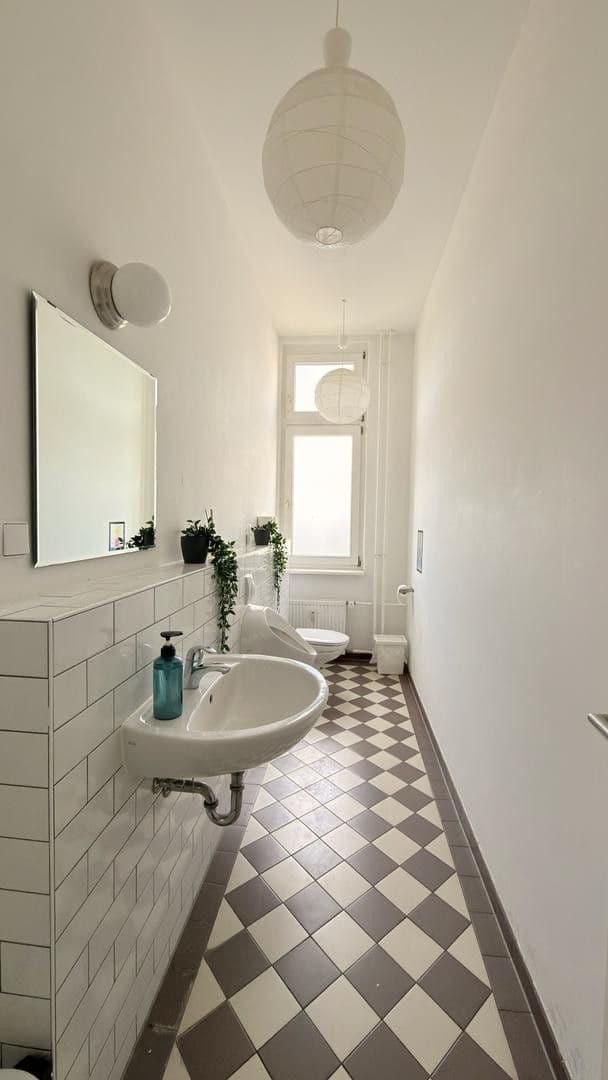 Prenájom kancelárie 501 m², Berlin, Berlín Prenájom kancelárie 501 m², Berlin, Berlín