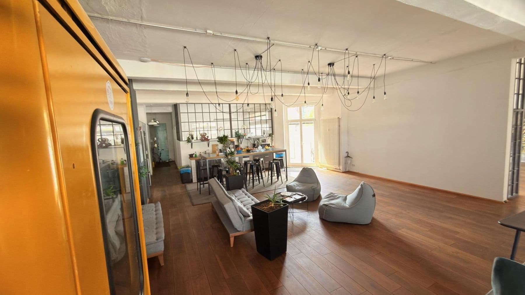 Prenájom kancelárie 501 m², Berlin, Berlín Prenájom kancelárie 501 m², Berlin, Berlín