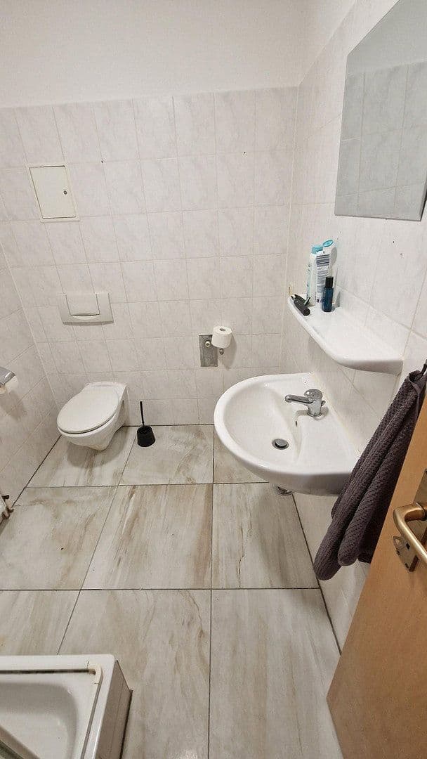 Prenájom bytu 2-izbový 49 m², Braunschweigerstr. 74, Magdeburg, Sasko-Anhaltsko Prenájom bytu 2-izbový 49 m², Braunschweigerstr. 74, Magdeburg, Sasko-Anhaltsko