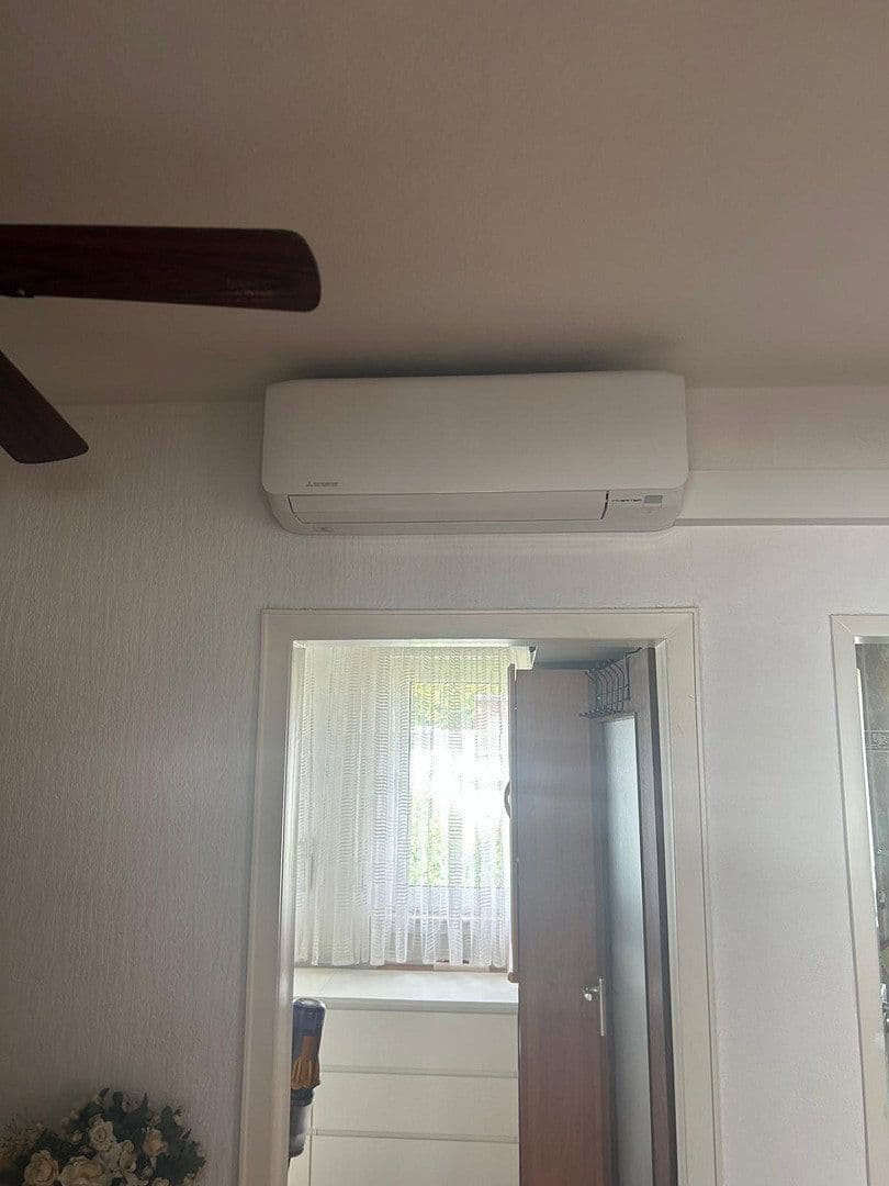 Predaj domu 94 m², pozemek 464 m², Köln, Severné Porýnie - Westfálsko Predaj domu 94 m², pozemek 464 m², Köln, Severné Porýnie - Westfálsko