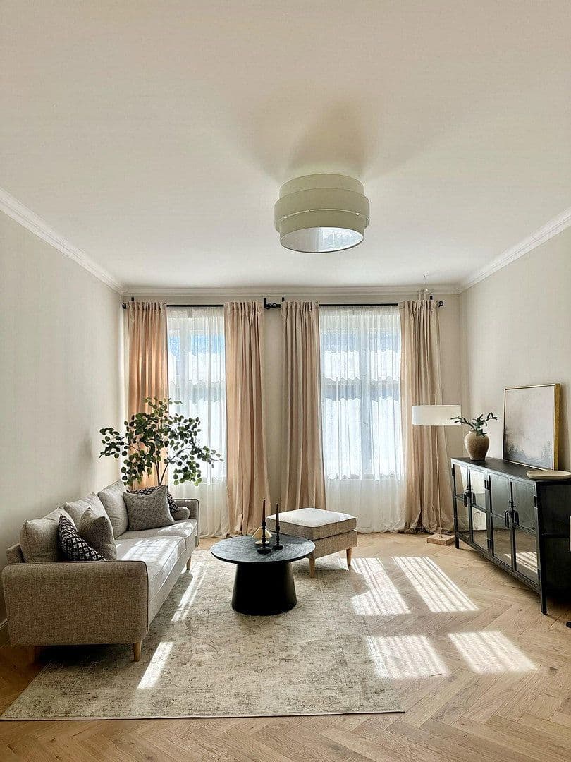 Predaj bytu 3-izbový 74 m², Schloßstrasse 38, Berlin-Charlottenburg, Berlín Predaj bytu 3-izbový 74 m², Schloßstrasse 38, Berlin-Charlottenburg, Berlín