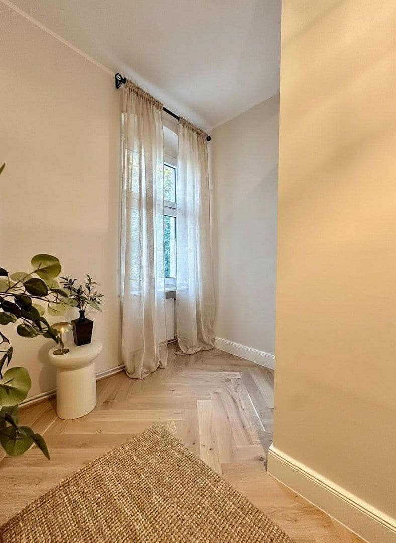 Predaj bytu 3-izbový 74 m², Schloßstrasse 38, Berlin-Charlottenburg, Berlín Predaj bytu 3-izbový 74 m², Schloßstrasse 38, Berlin-Charlottenburg, Berlín