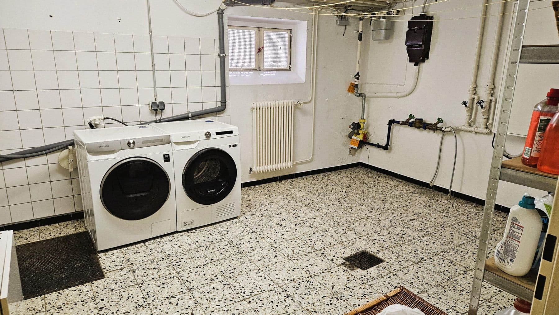 Predaj domu 183 m², pozemek 996 m², Osnabrück, Dolné Sasko Predaj domu 183 m², pozemek 996 m², Osnabrück, Dolné Sasko
