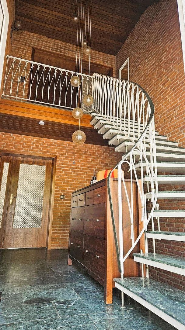 Predaj domu 183 m², pozemek 996 m², Osnabrück, Dolné Sasko Predaj domu 183 m², pozemek 996 m², Osnabrück, Dolné Sasko