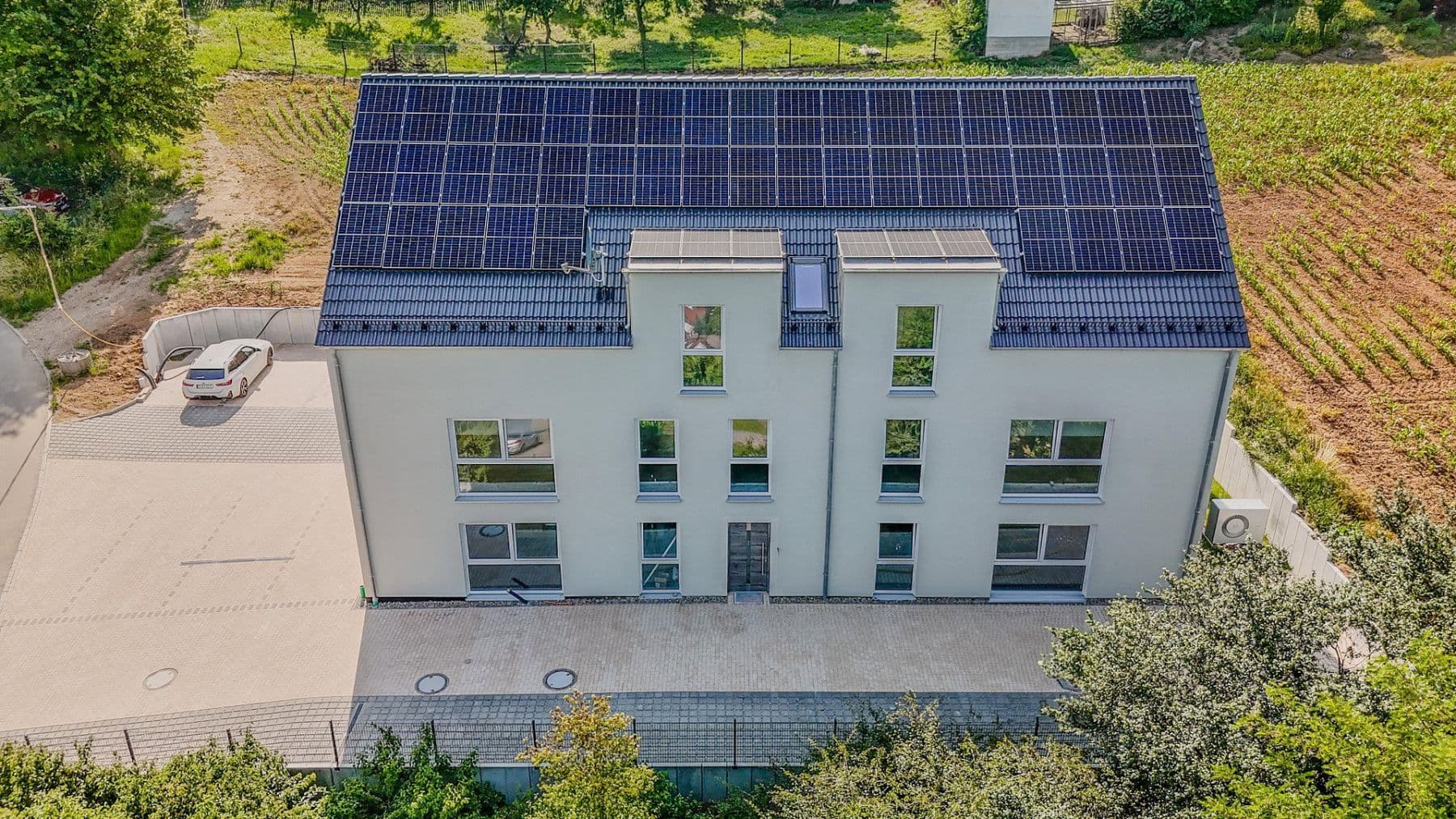 Prenájom bytu 1-izbový 84 m², Fichtelgebirgstraße 6, Sinzing, Bavorsko Prenájom bytu 1-izbový 84 m², Fichtelgebirgstraße 6, Sinzing, Bavorsko