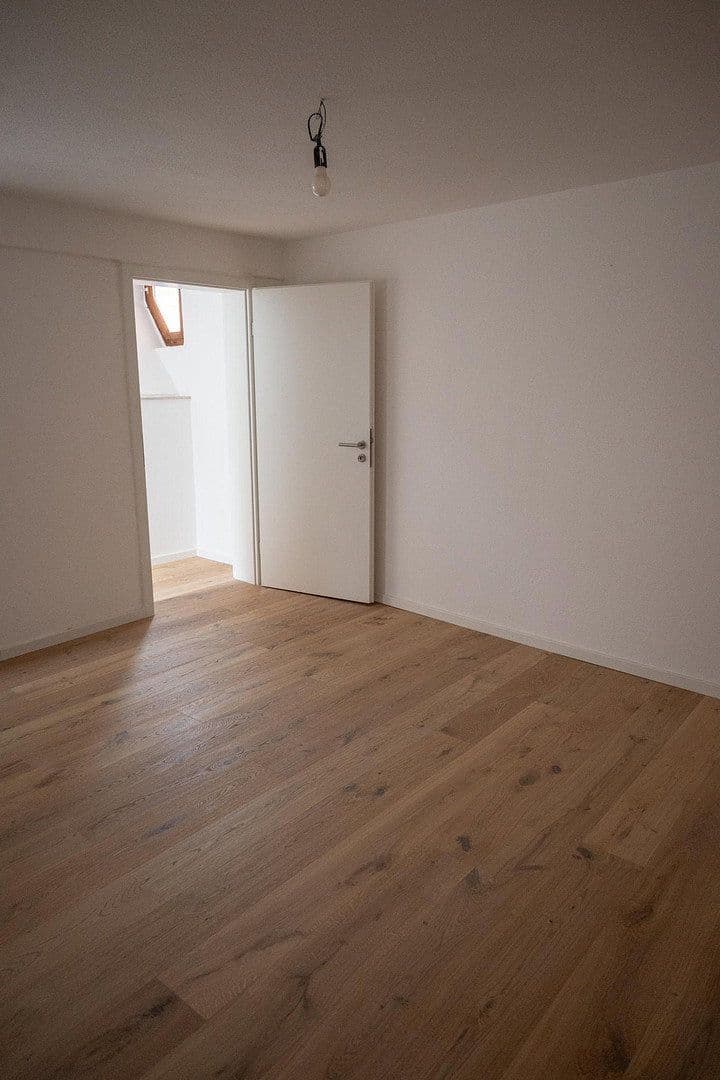 Prenájom domu 130 m², pozemek 70 m², Jungmayrplatz 4, Bad Tölz, Bavorsko Prenájom domu 130 m², pozemek 70 m², Jungmayrplatz 4, Bad Tölz, Bavorsko