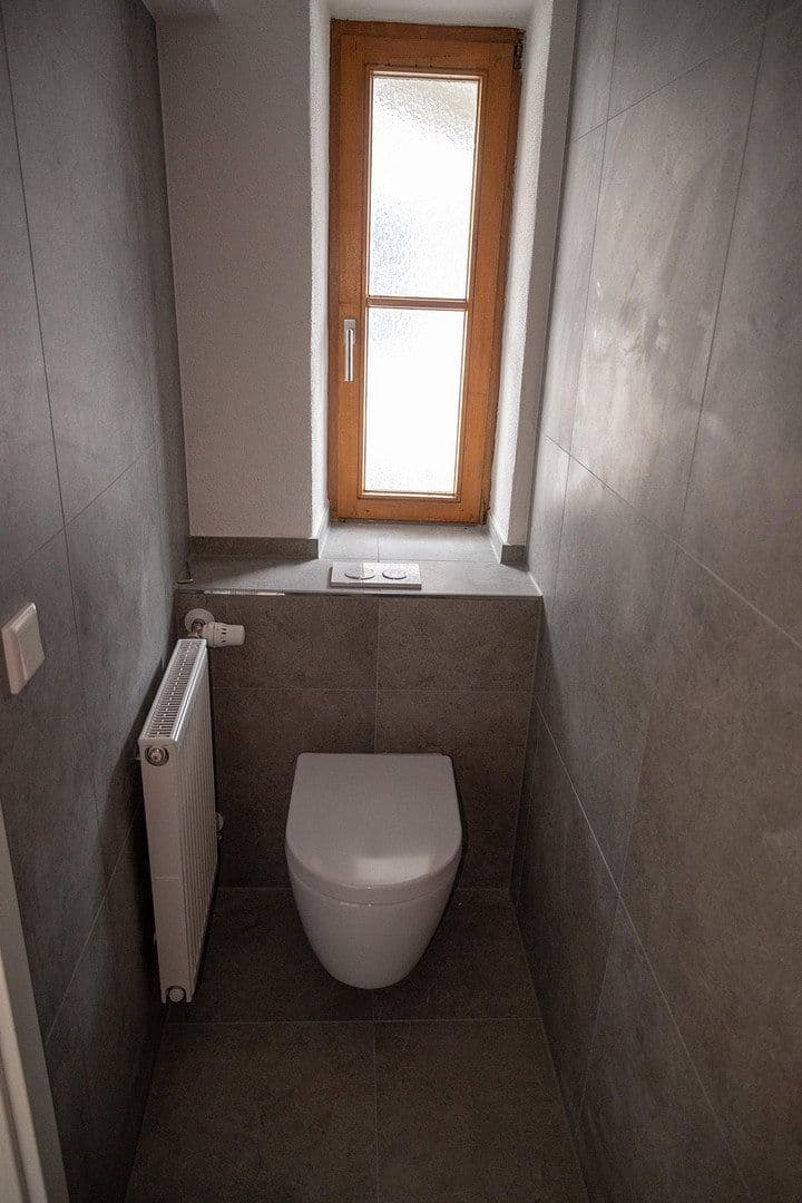 Prenájom domu 130 m², pozemek 70 m², Jungmayrplatz 4, Bad Tölz, Bavorsko Prenájom domu 130 m², pozemek 70 m², Jungmayrplatz 4, Bad Tölz, Bavorsko