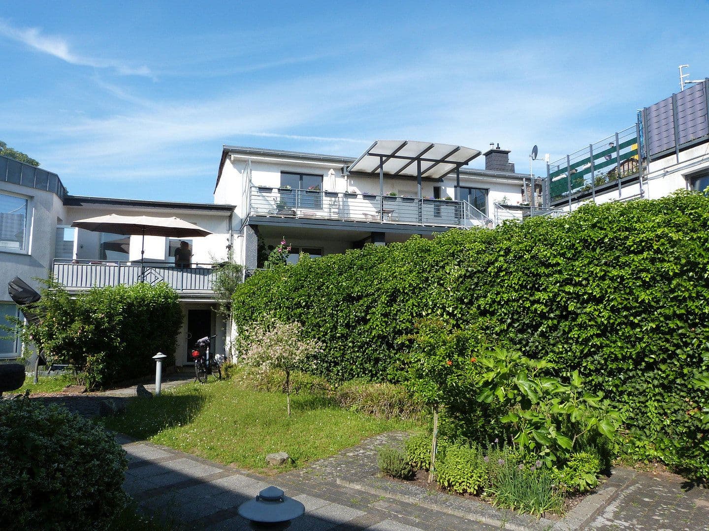 Predaj bytu 3-izbový 85 m², Jülicher Landtsrasse 144a, Neuss, Severné Porýnie - Westfálsko Predaj bytu 3-izbový 85 m², Jülicher Landtsrasse 144a, Neuss, Severné Porýnie - Westfálsko