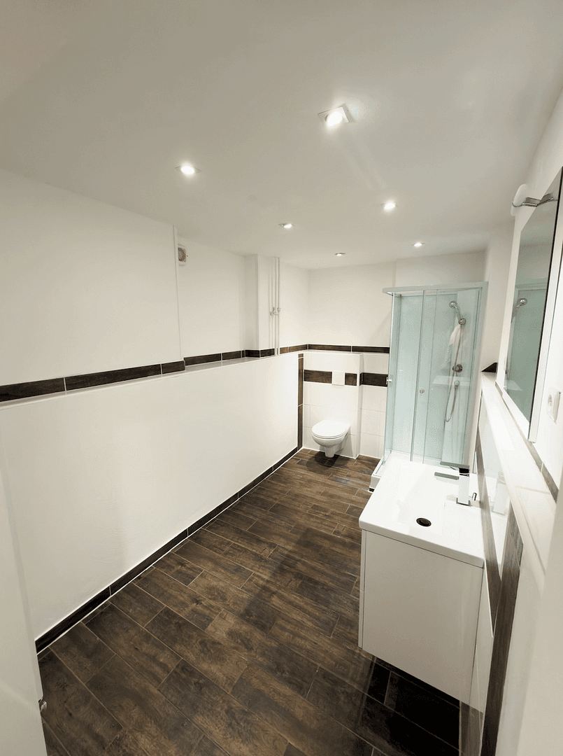 Predaj domu 179 m², pozemek 110 m², Waldalgesheim, Porýnie-Falcko Predaj domu 179 m², pozemek 110 m², Waldalgesheim, Porýnie-Falcko