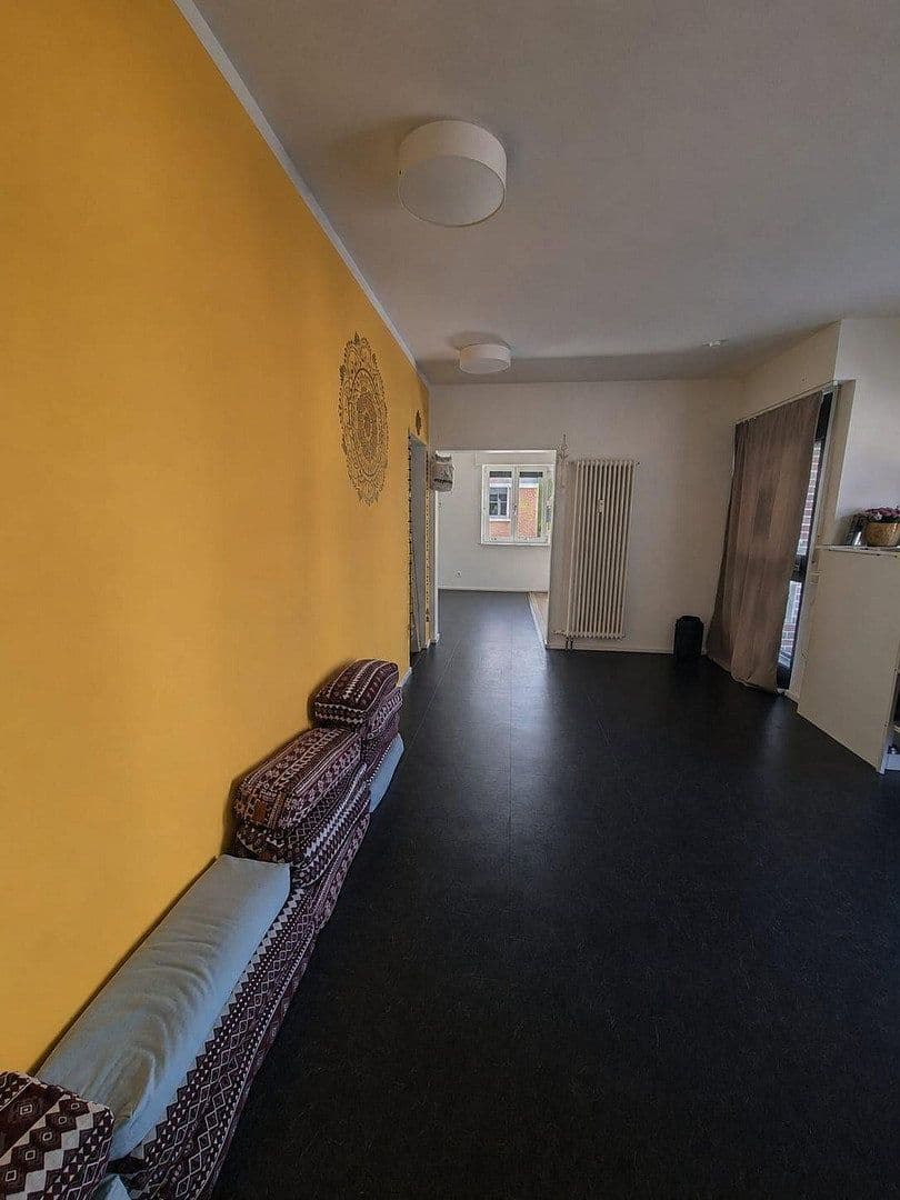 Prenájom kancelárie 91 m², Vordere Str. 37, Fellbach, Bádensko-Wurttembersko Prenájom kancelárie 91 m², Vordere Str. 37, Fellbach, Bádensko-Wurttembersko